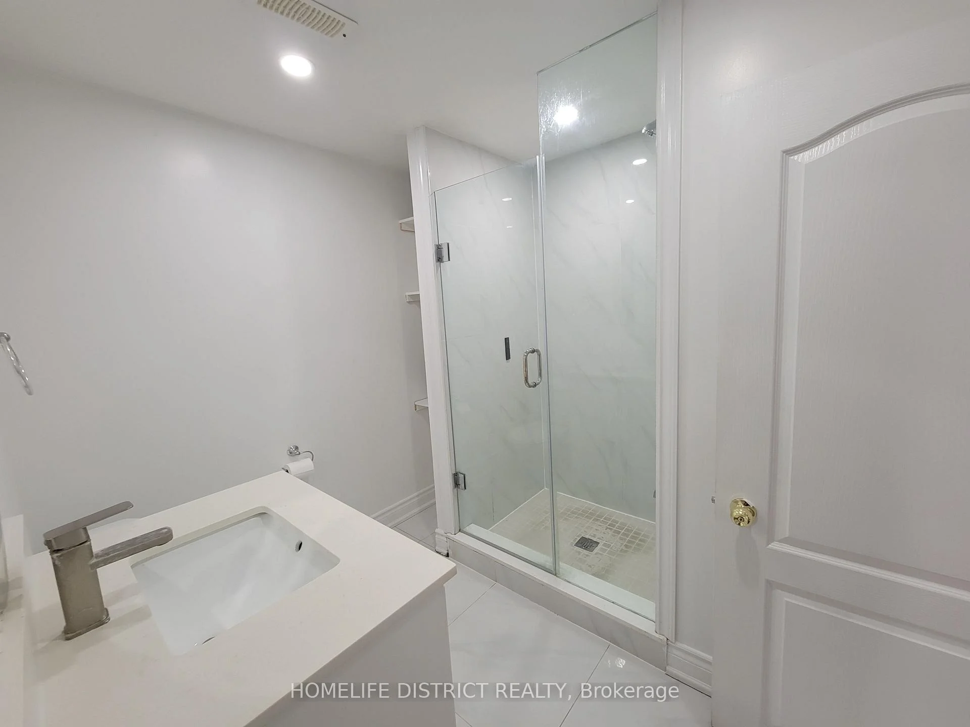 Photo 11 of 1 Netherway Crescent, Ajax, Northwest Ajax — HOMEH