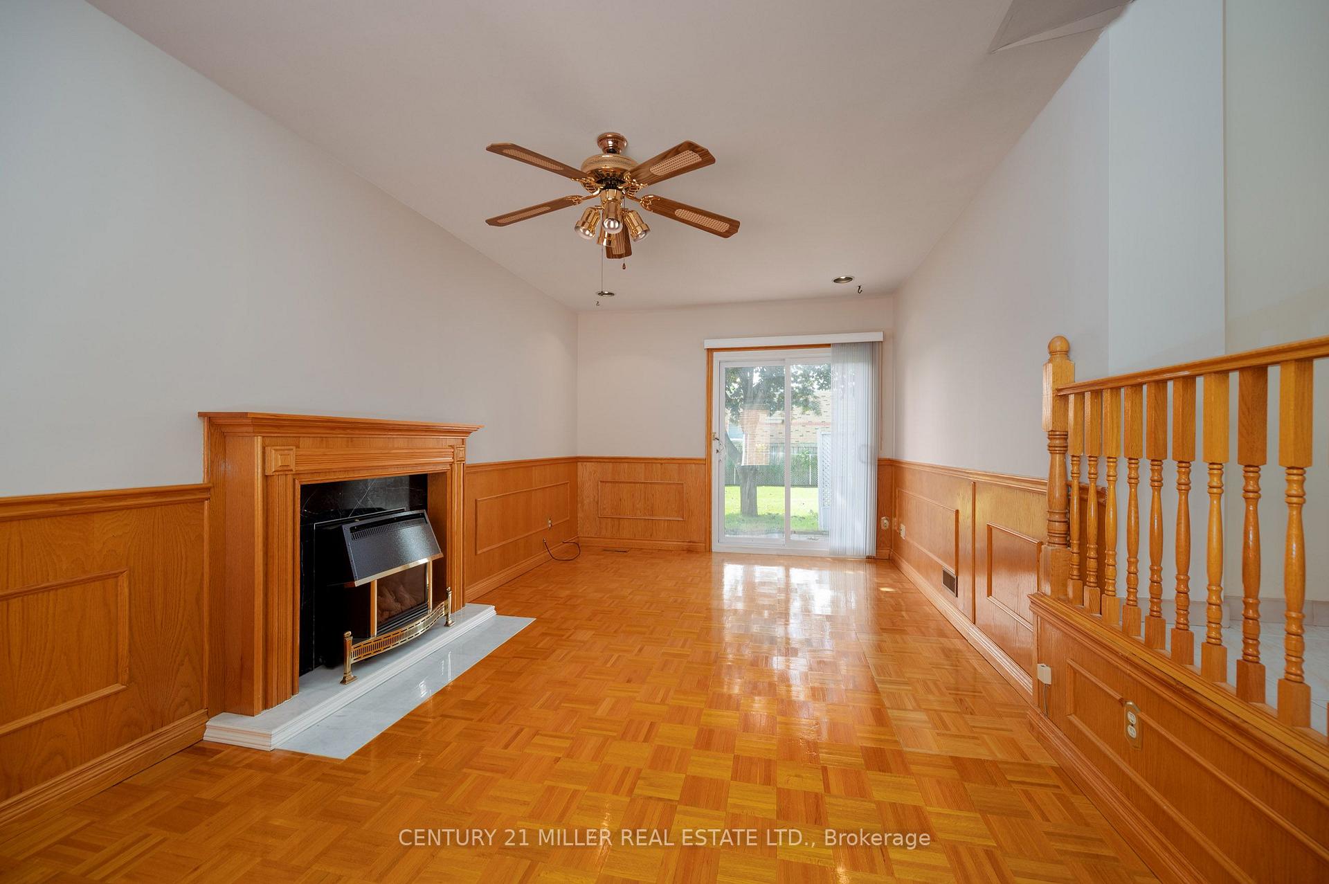 Photo 12 of 3478 Palgrave Road, Mississauga, Fairview — HOMEH