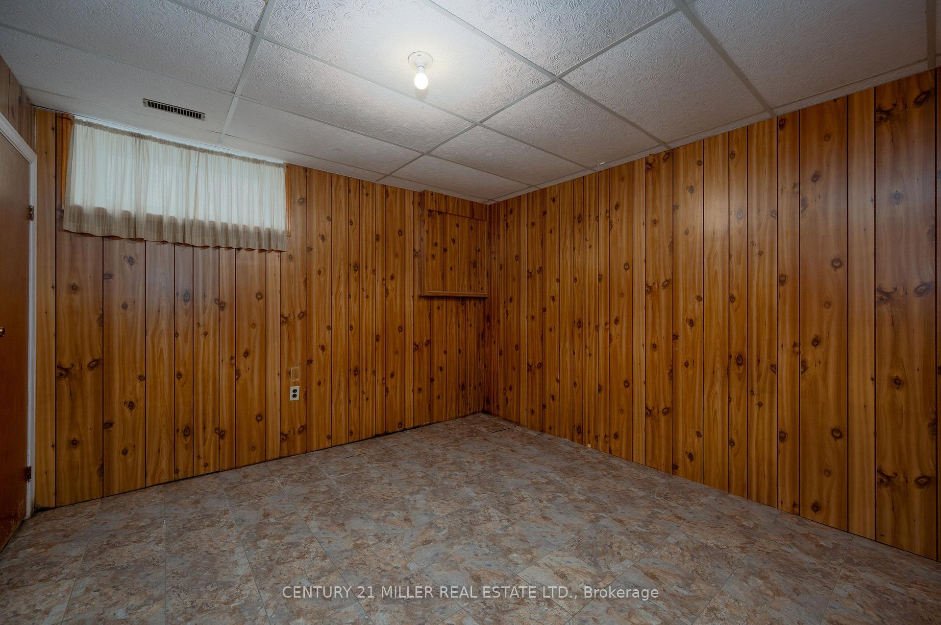 Photo 24 of 3478 Palgrave Road, Mississauga, Fairview — HOMEH