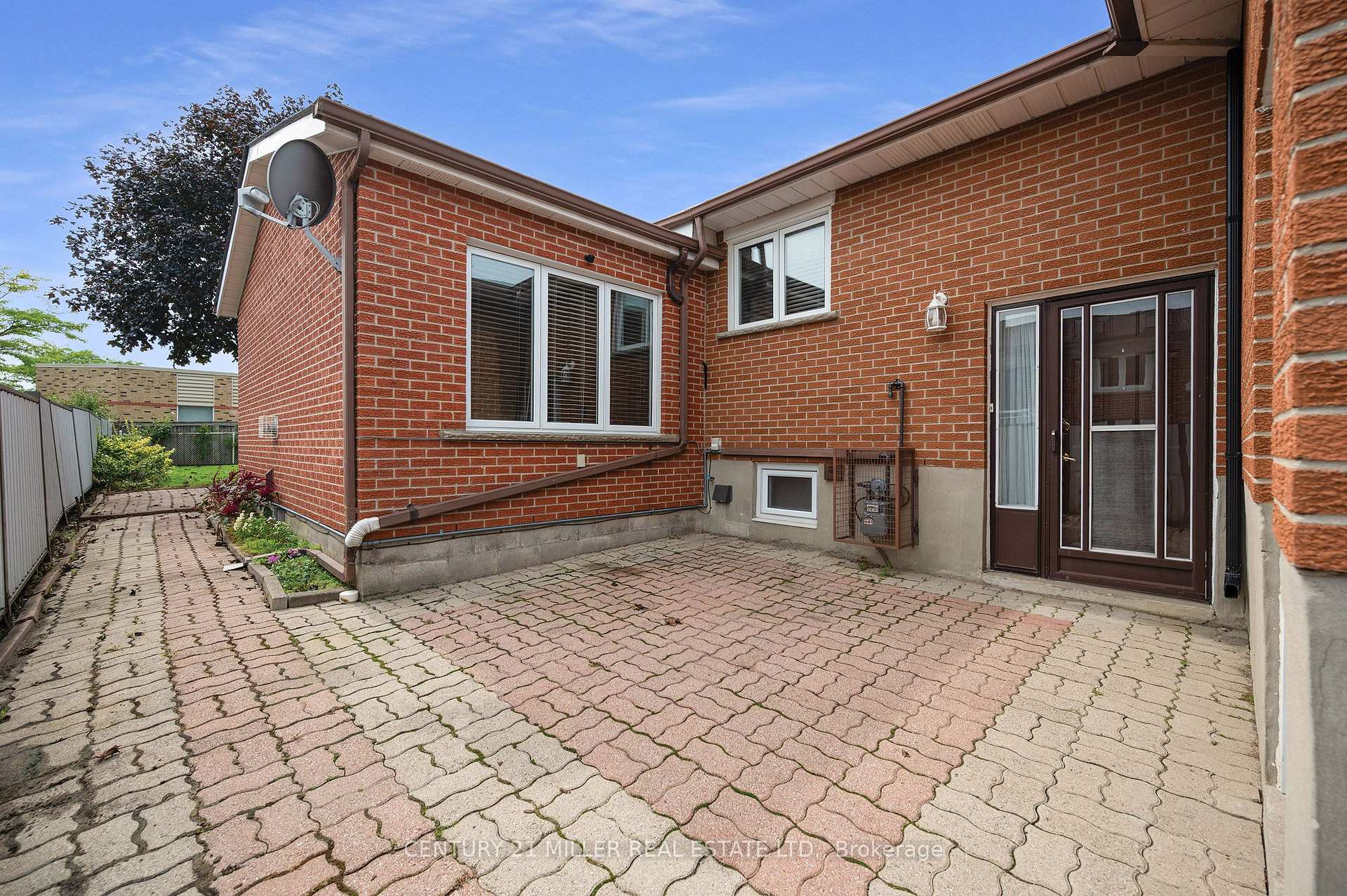 Photo 30 of 3478 Palgrave Road, Mississauga, Fairview — HOMEH