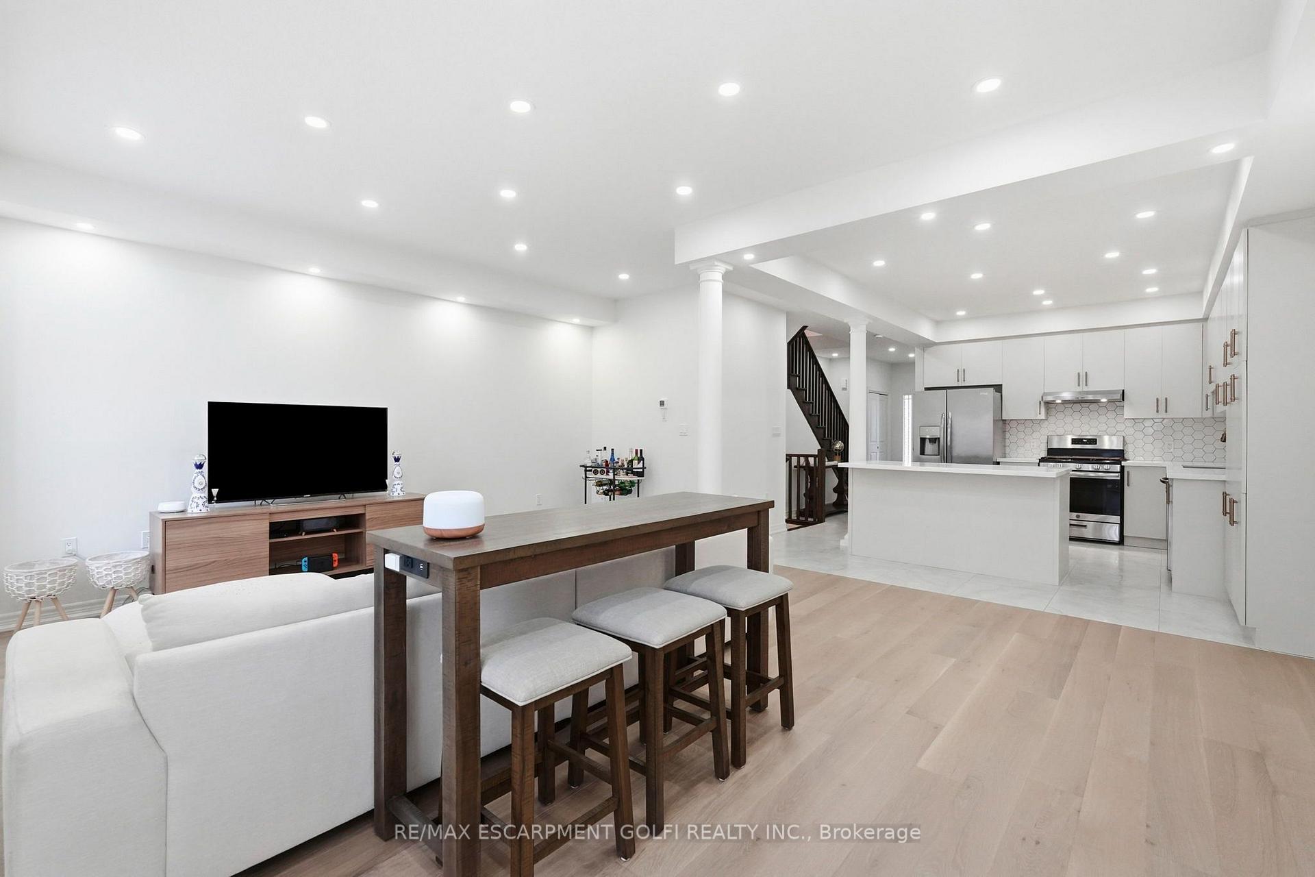 Photo 13 of 87 Rockledge Drive, Hamilton, Stoney Creek Industrial — HOMEH