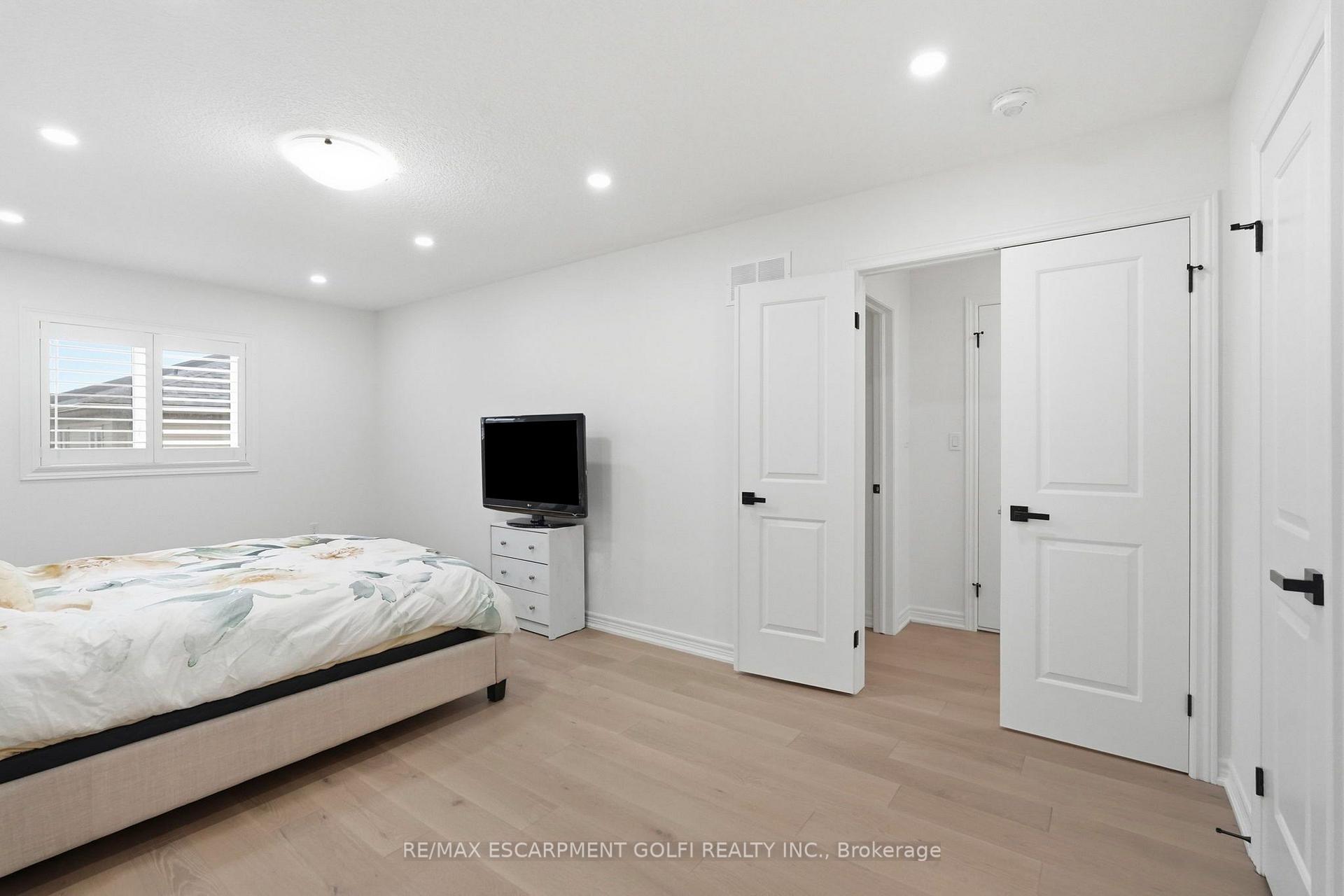 Photo 18 of 87 Rockledge Drive, Hamilton, Stoney Creek Industrial — HOMEH