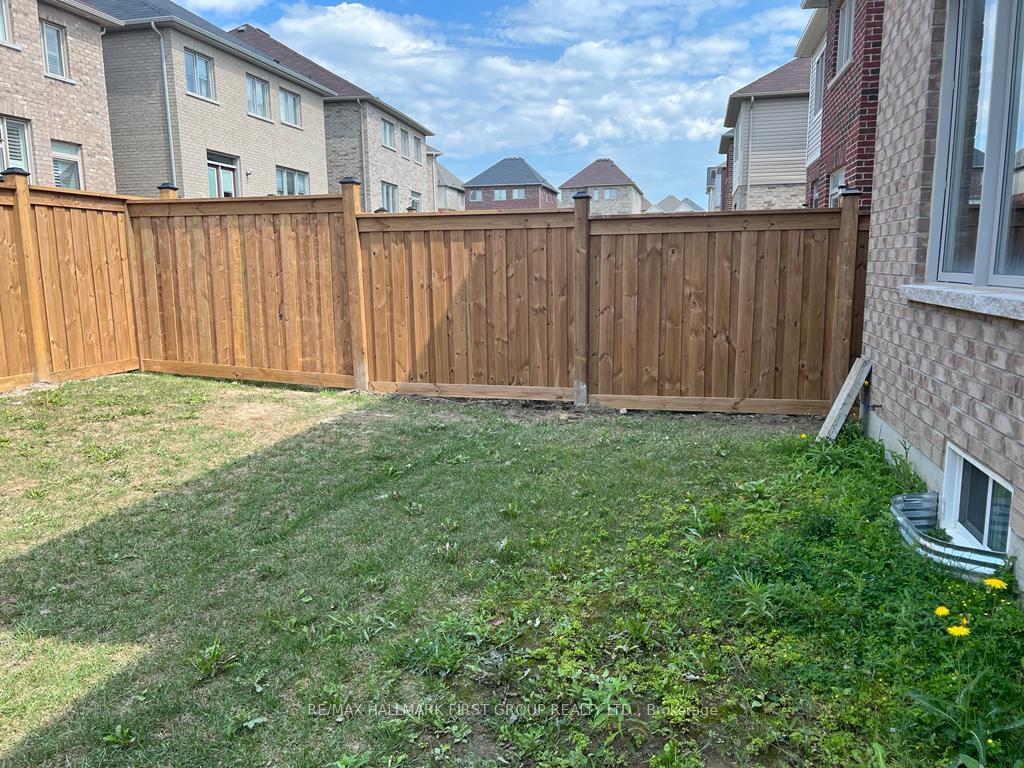 Photo 14 of Unit Main, 1219 Graham Clapp Avenue, Oshawa, Taunton — HOMEH