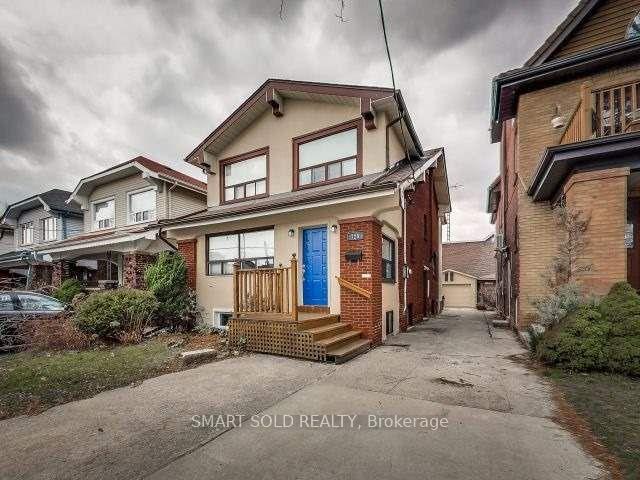 Photo 1 of Unit Main Floor, 720 Coxwell Avenue, Toronto, Danforth — HOMEH