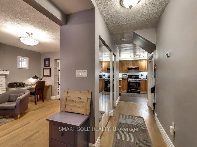 Photo 2 of Unit Main Floor, 720 Coxwell Avenue, Toronto, Danforth — HOMEH