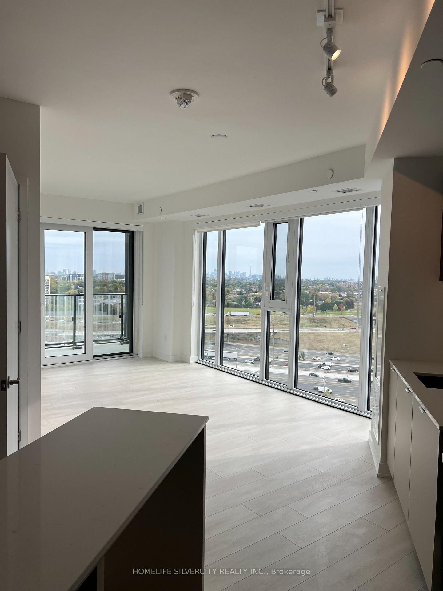 Photo 5 of Unit 1505, 8 Tippett Road, North York, Clanton Park — HOMEH