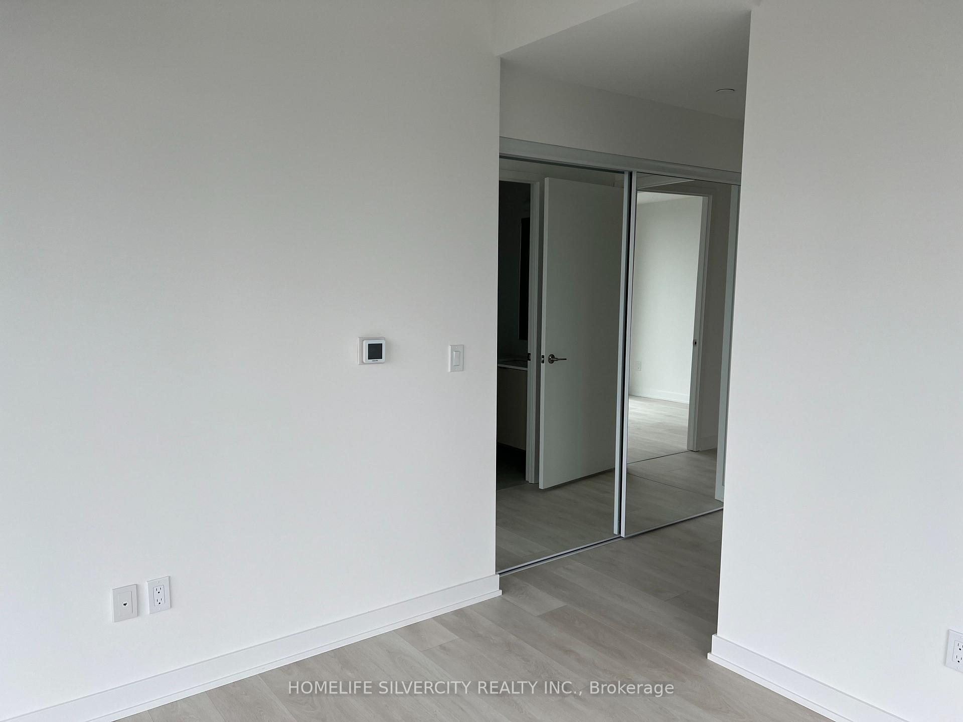Photo 7 of Unit 1505, 8 Tippett Road, North York, Clanton Park — HOMEH