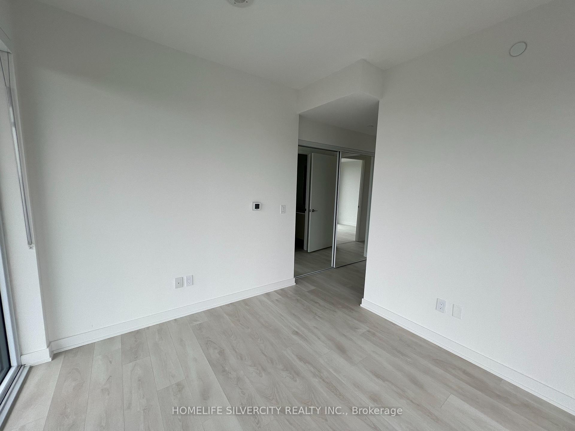 Photo 8 of Unit 1505, 8 Tippett Road, North York, Clanton Park — HOMEH