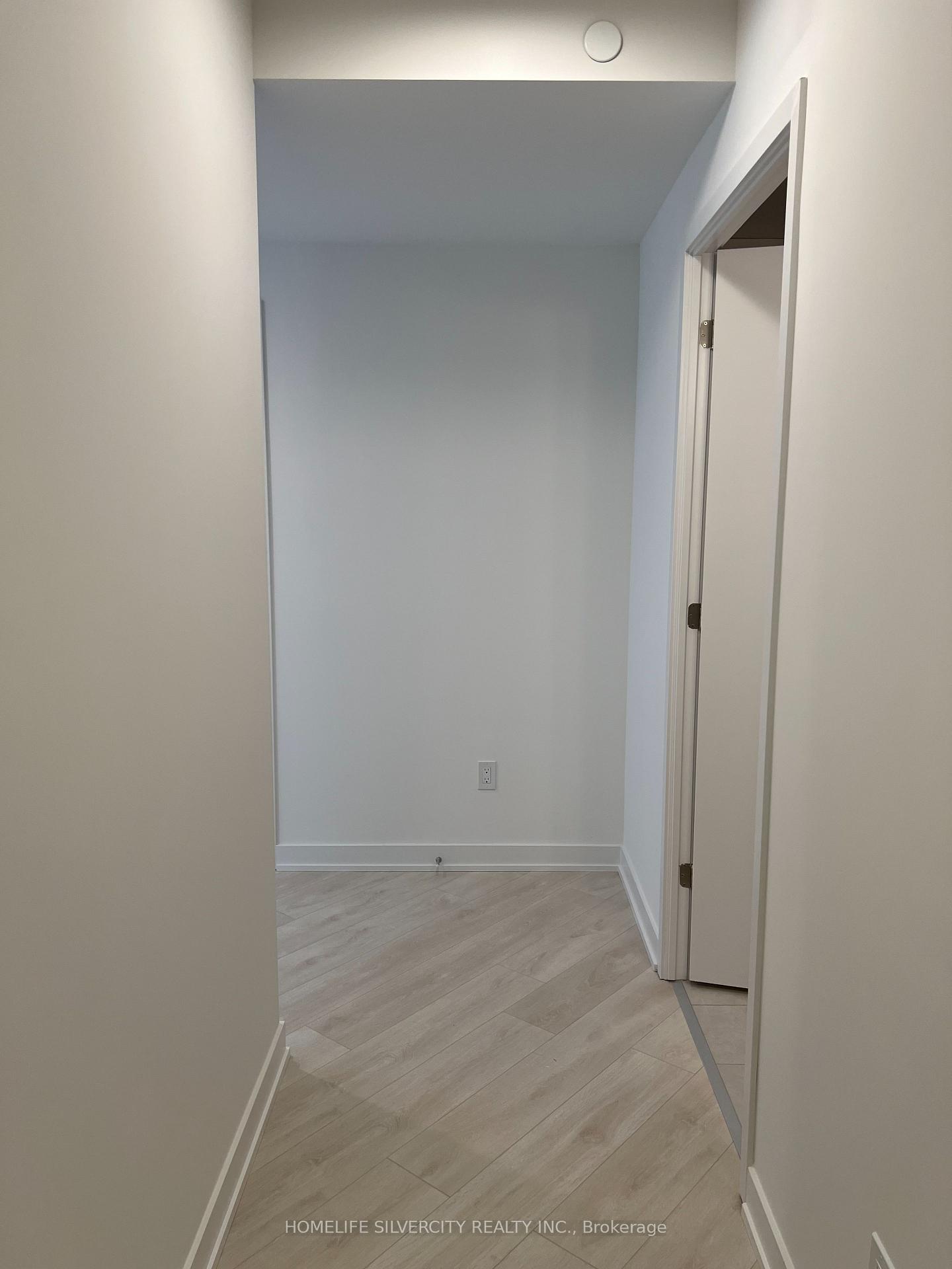 Photo 18 of Unit 1505, 8 Tippett Road, North York, Clanton Park — HOMEH