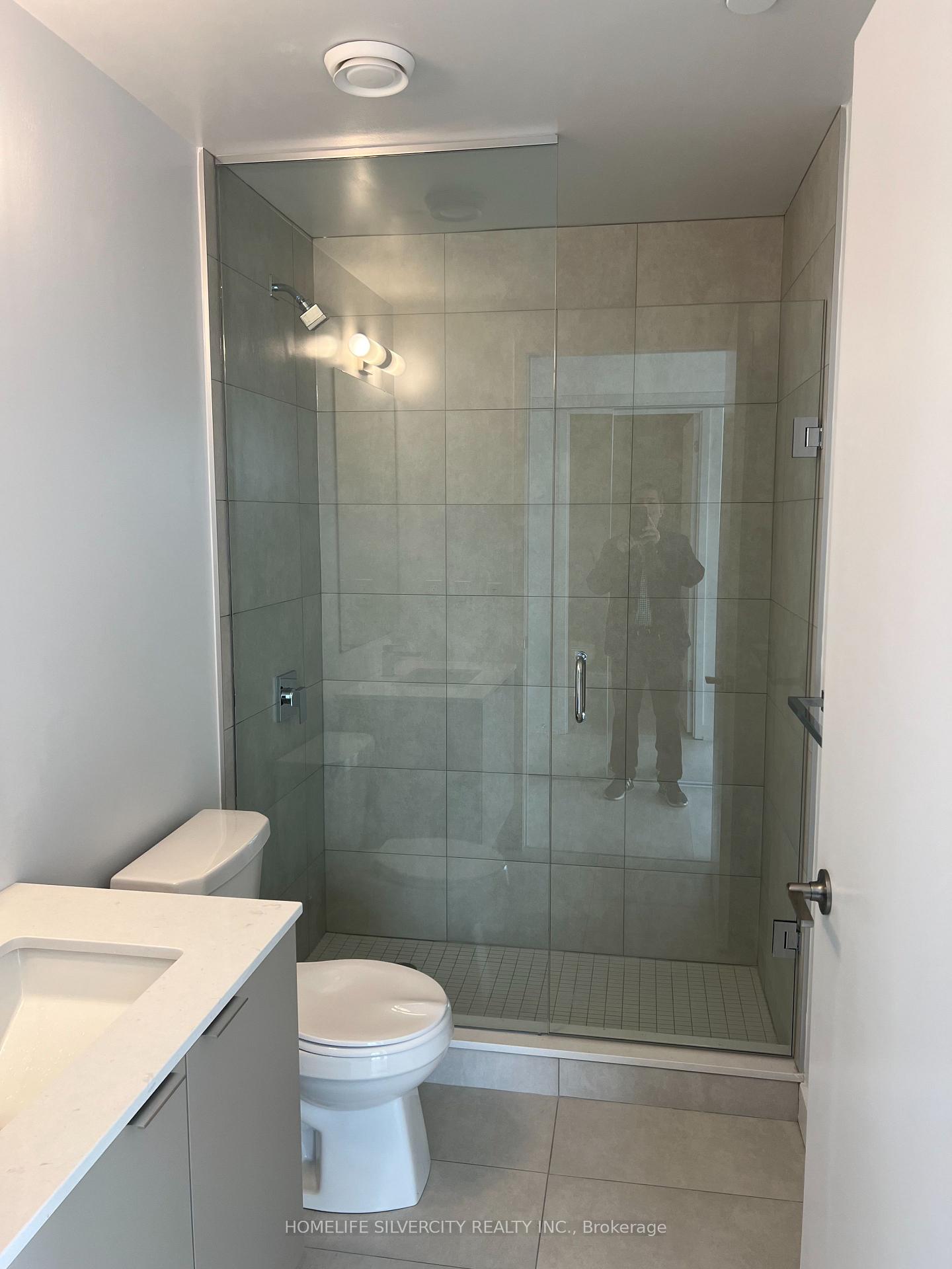 Photo 25 of Unit 1505, 8 Tippett Road, North York, Clanton Park — HOMEH