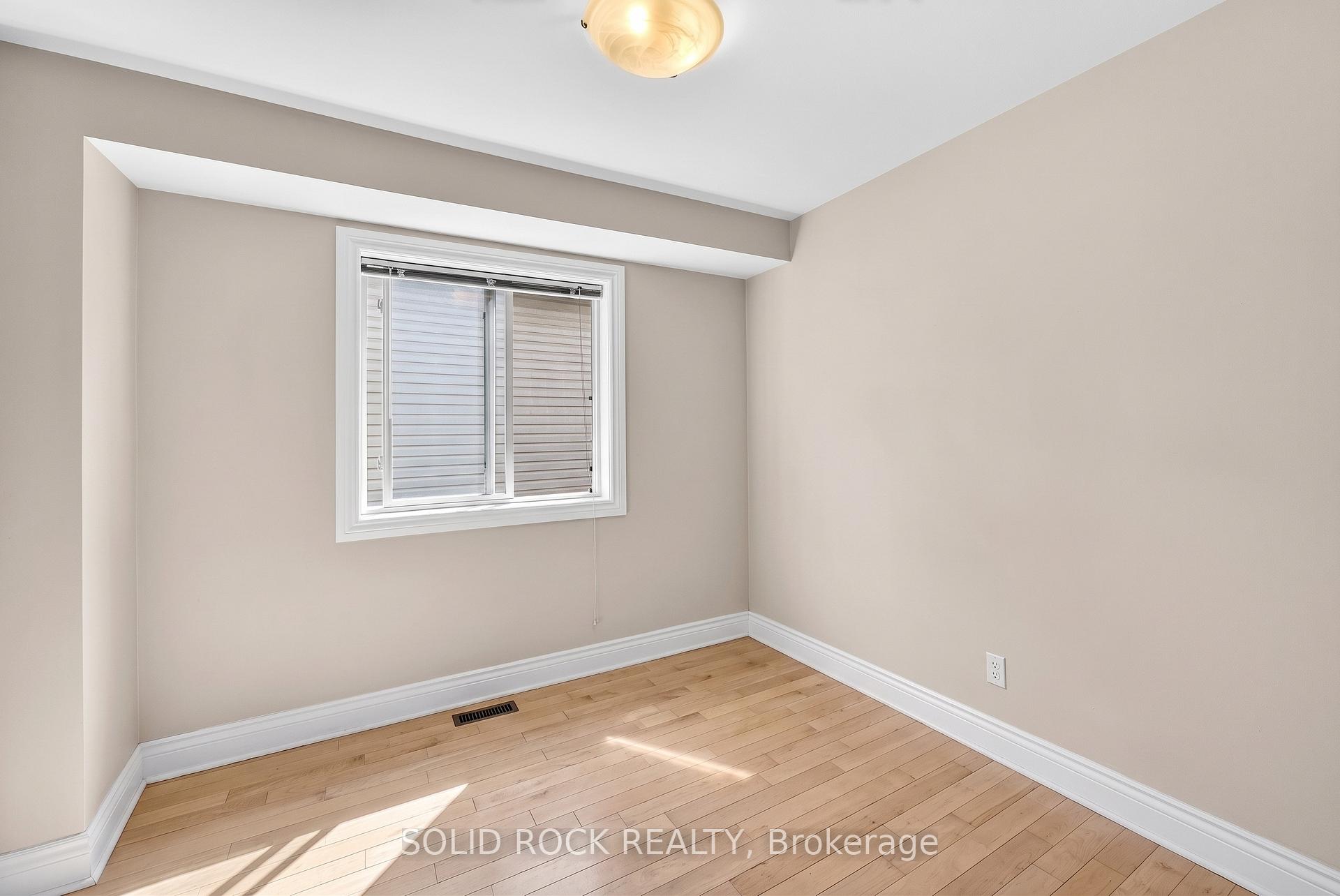 Photo 9 of 191 Yoho Drive, Ottawa, Kanata - Bridlewood — HOMEH