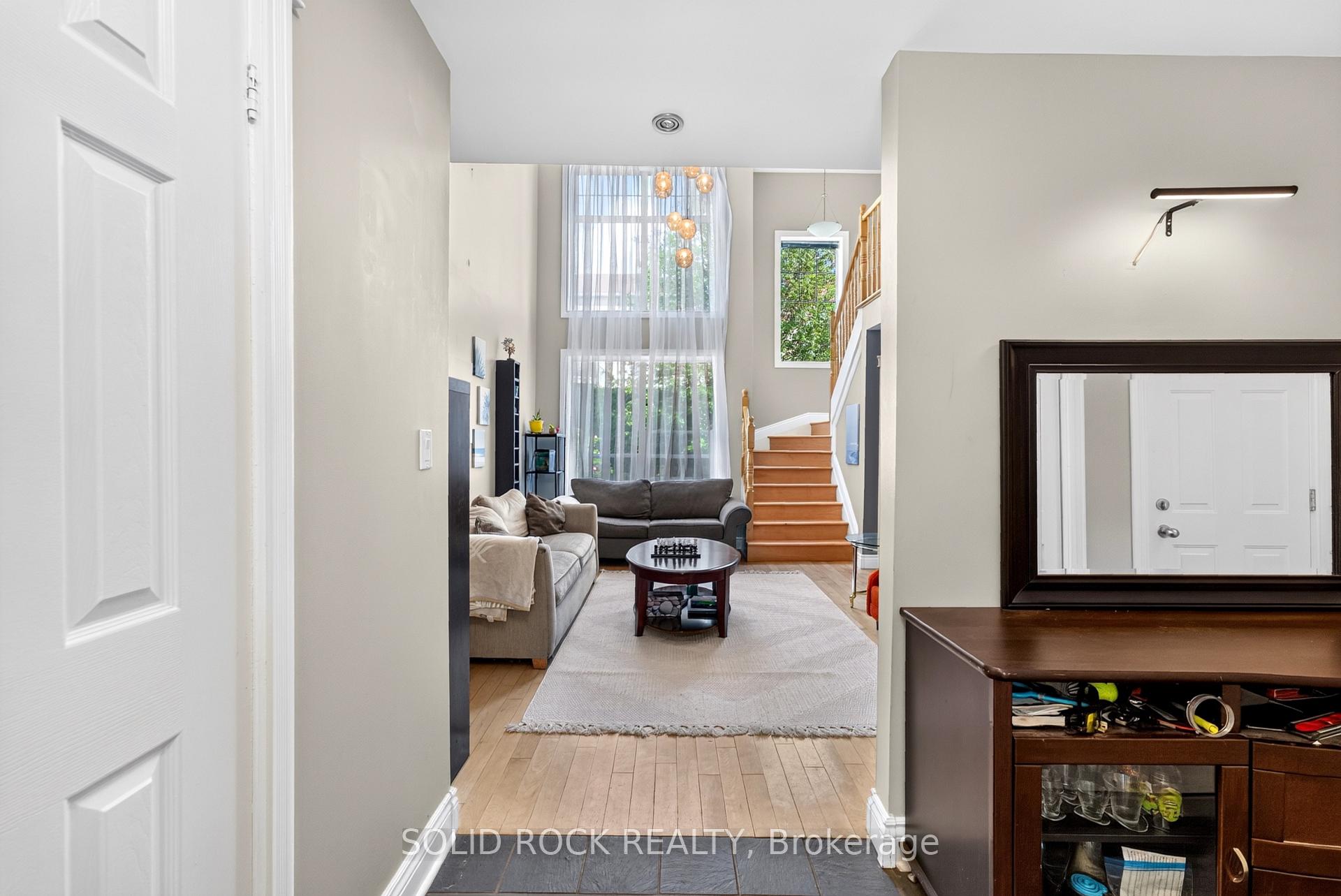 Photo 10 of 191 Yoho Drive, Ottawa, Kanata - Bridlewood — HOMEH