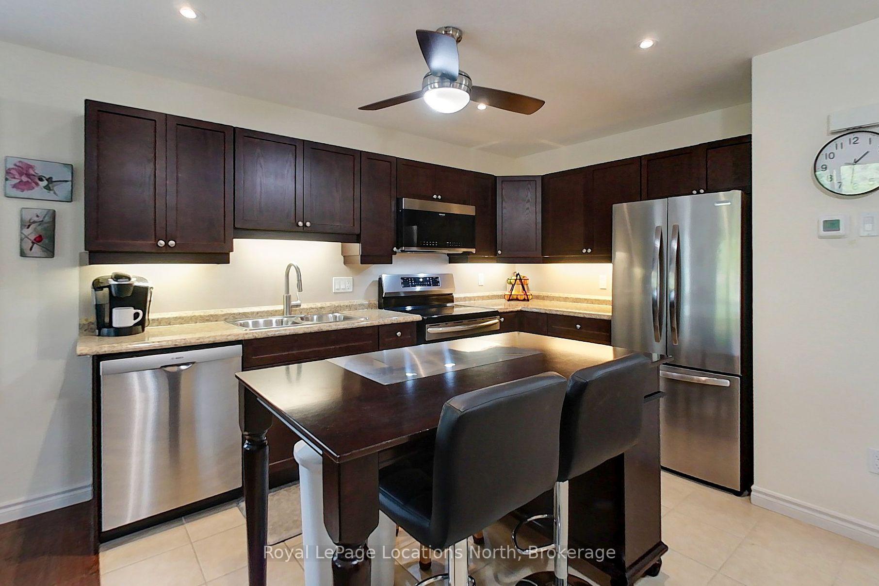 Photo 3 of 8 Russett Drive, Meaford — HOMEH