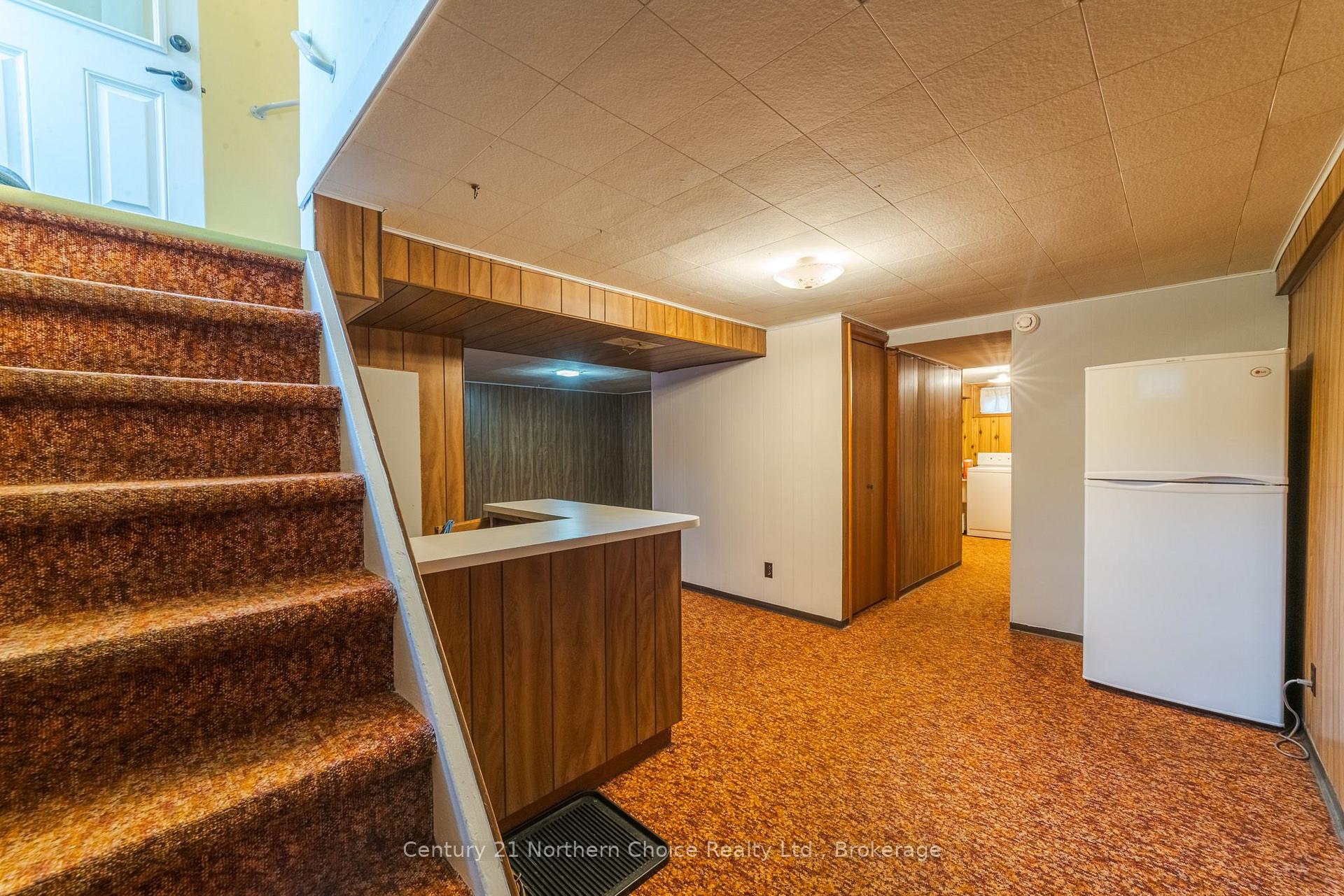 Photo 21 of 811 Fourth Street N, Kenora, North End — HOMEH