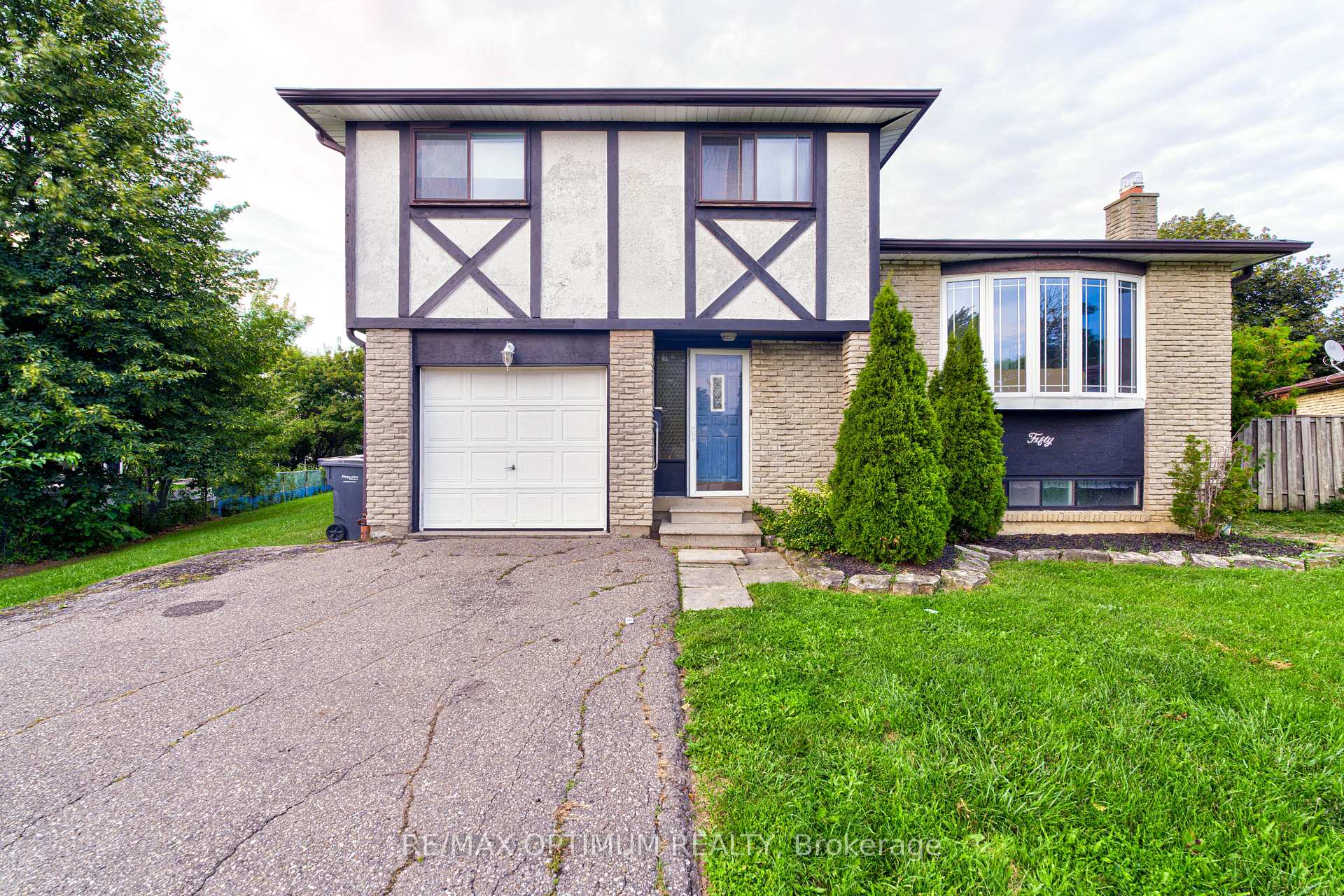 Photo 1 of 50 Gondola Crescent, Brampton, Northgate — HOMEH