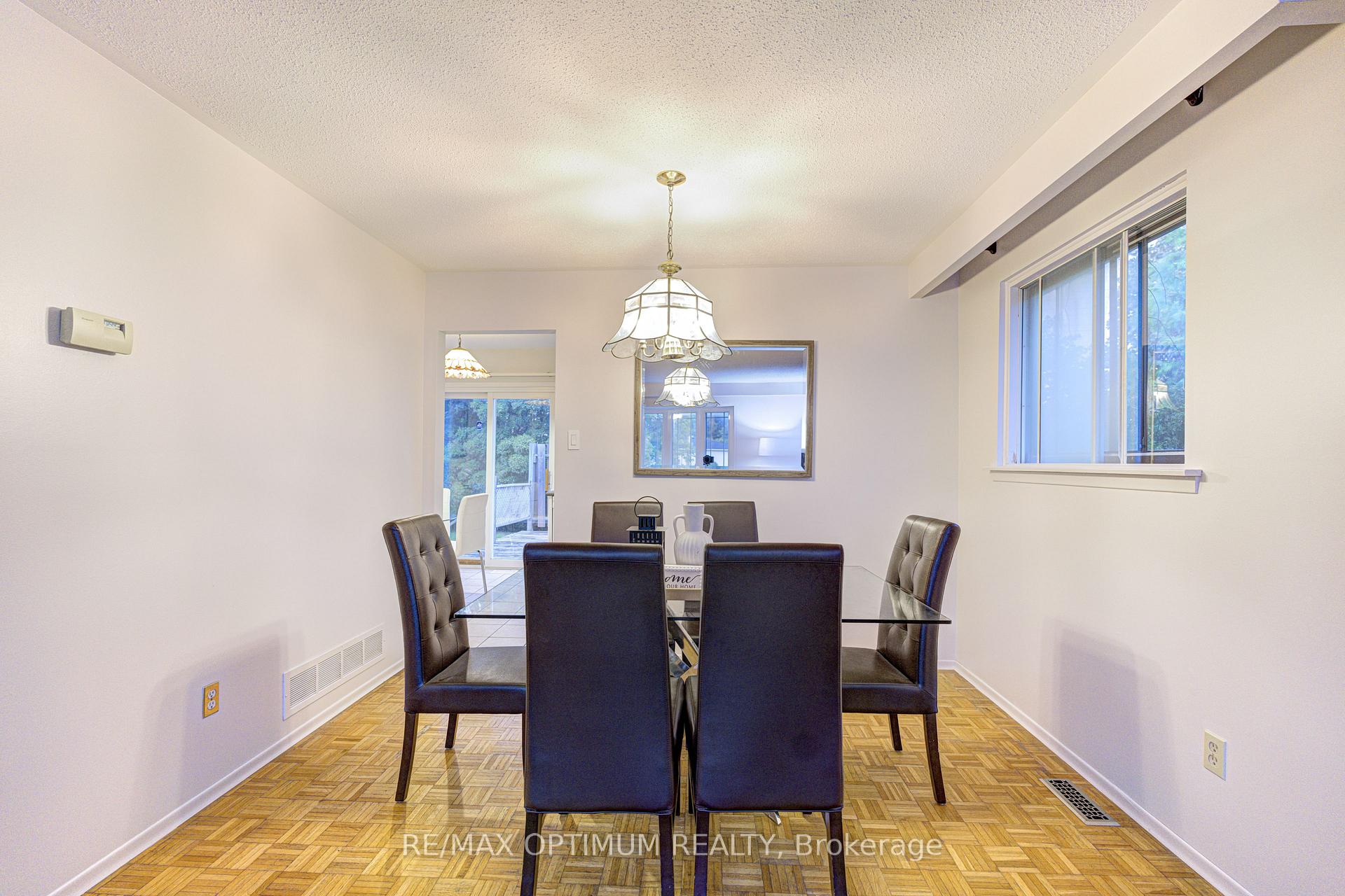 Photo 9 of 50 Gondola Crescent, Brampton, Northgate — HOMEH