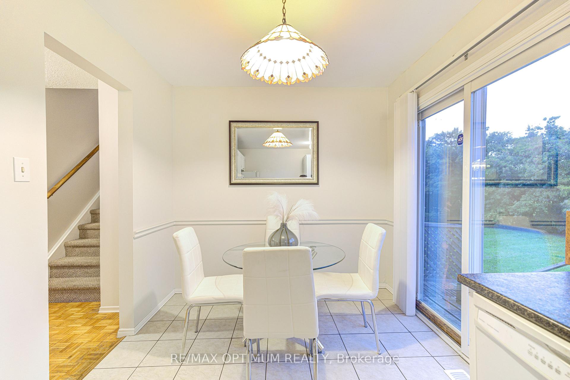 Photo 15 of 50 Gondola Crescent, Brampton, Northgate — HOMEH