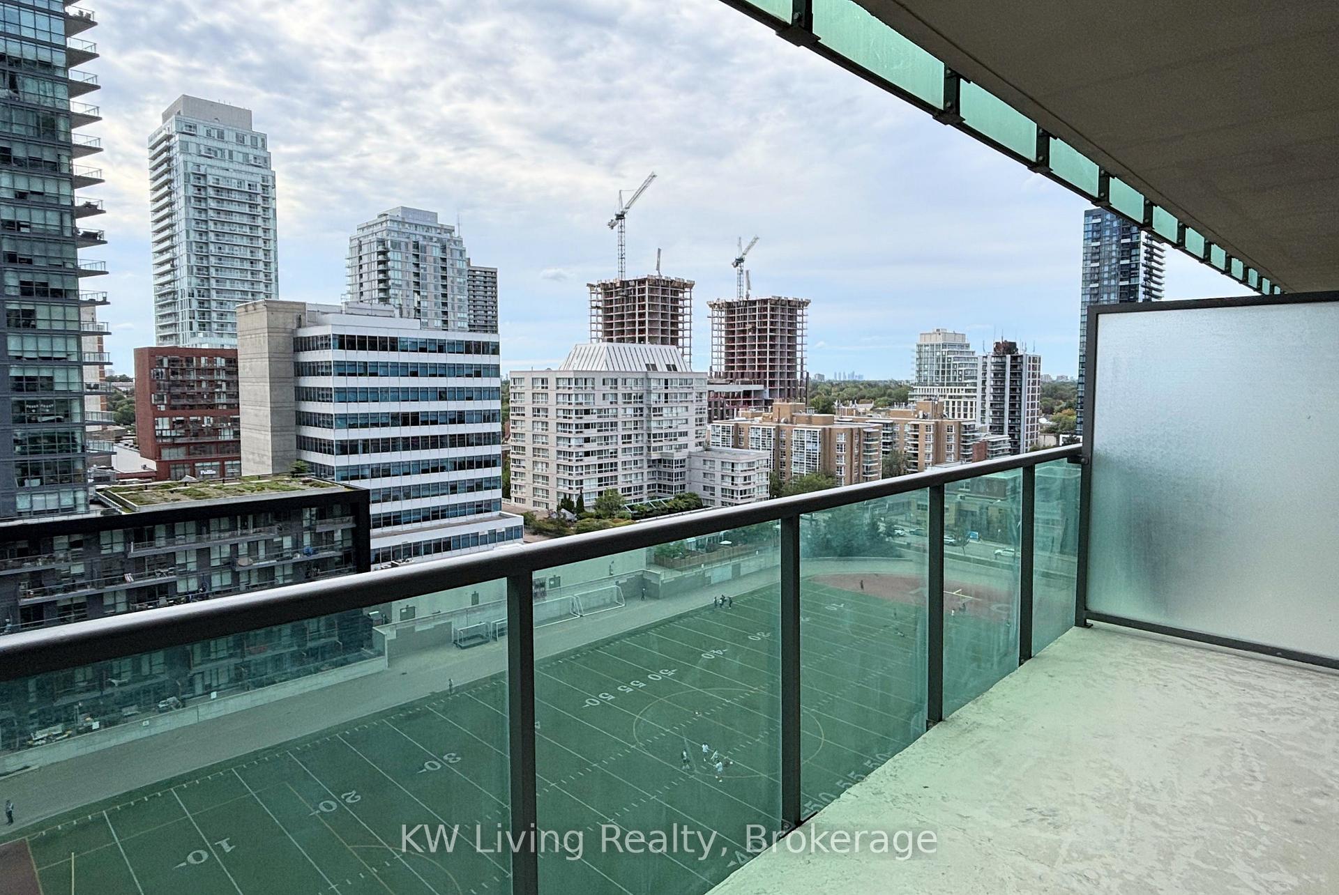 Photo 2 of Unit 1116, 70 Roehampton Avenue, Toronto, Mount Pleasant West — HOMEH