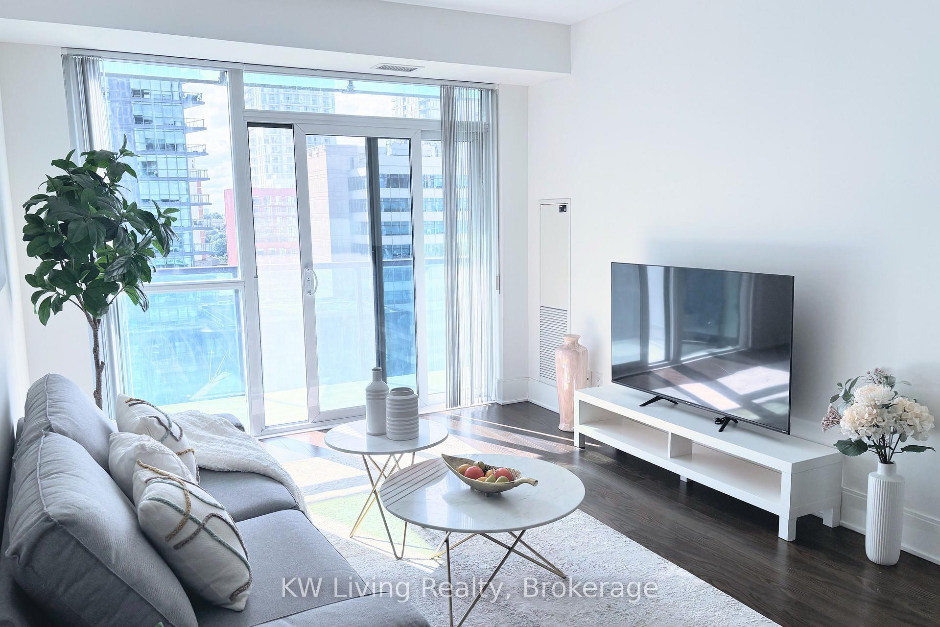 Photo 12 of Unit 1116, 70 Roehampton Avenue, Toronto, Mount Pleasant West — HOMEH
