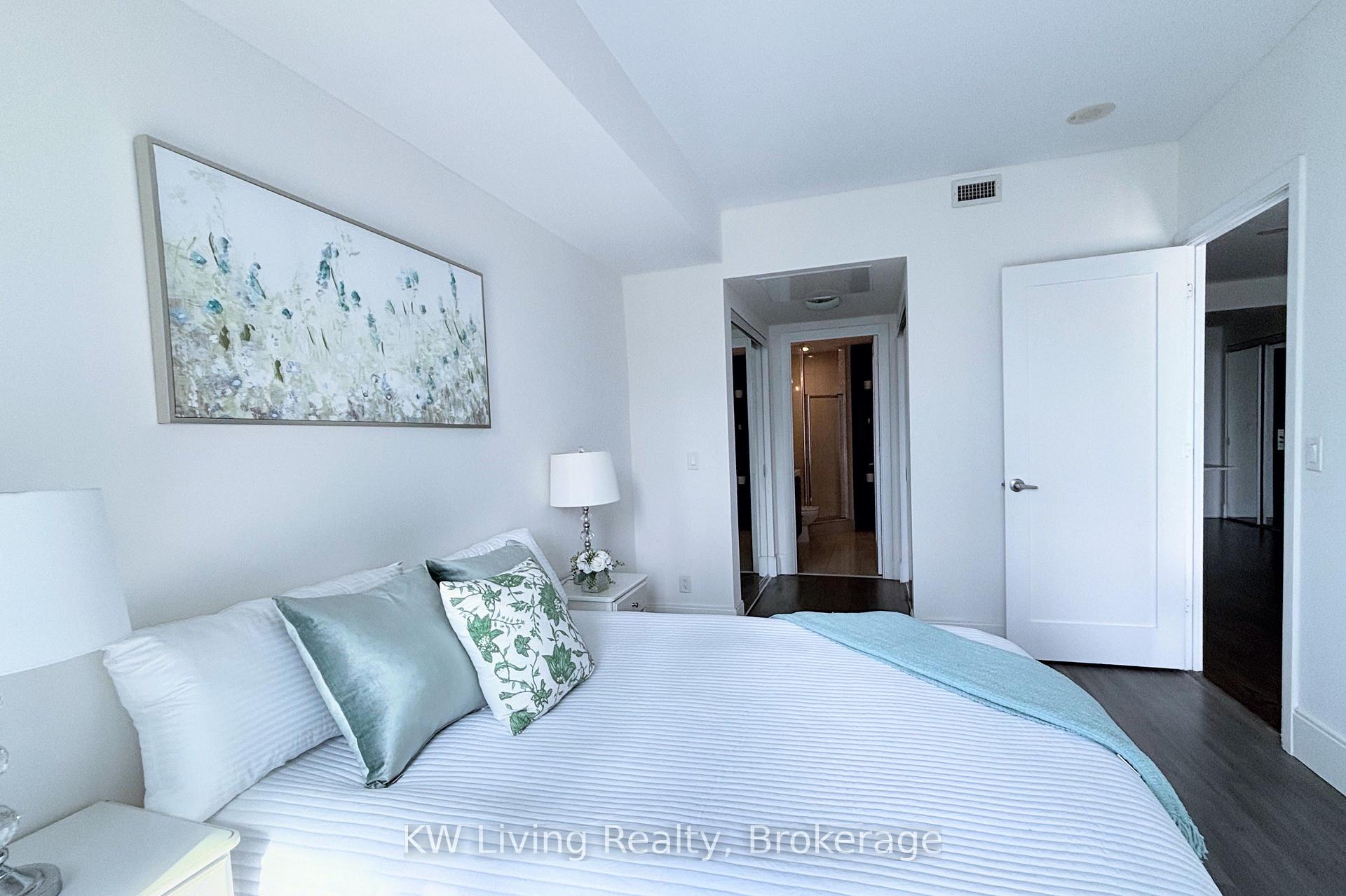 Photo 16 of Unit 1116, 70 Roehampton Avenue, Toronto, Mount Pleasant West — HOMEH
