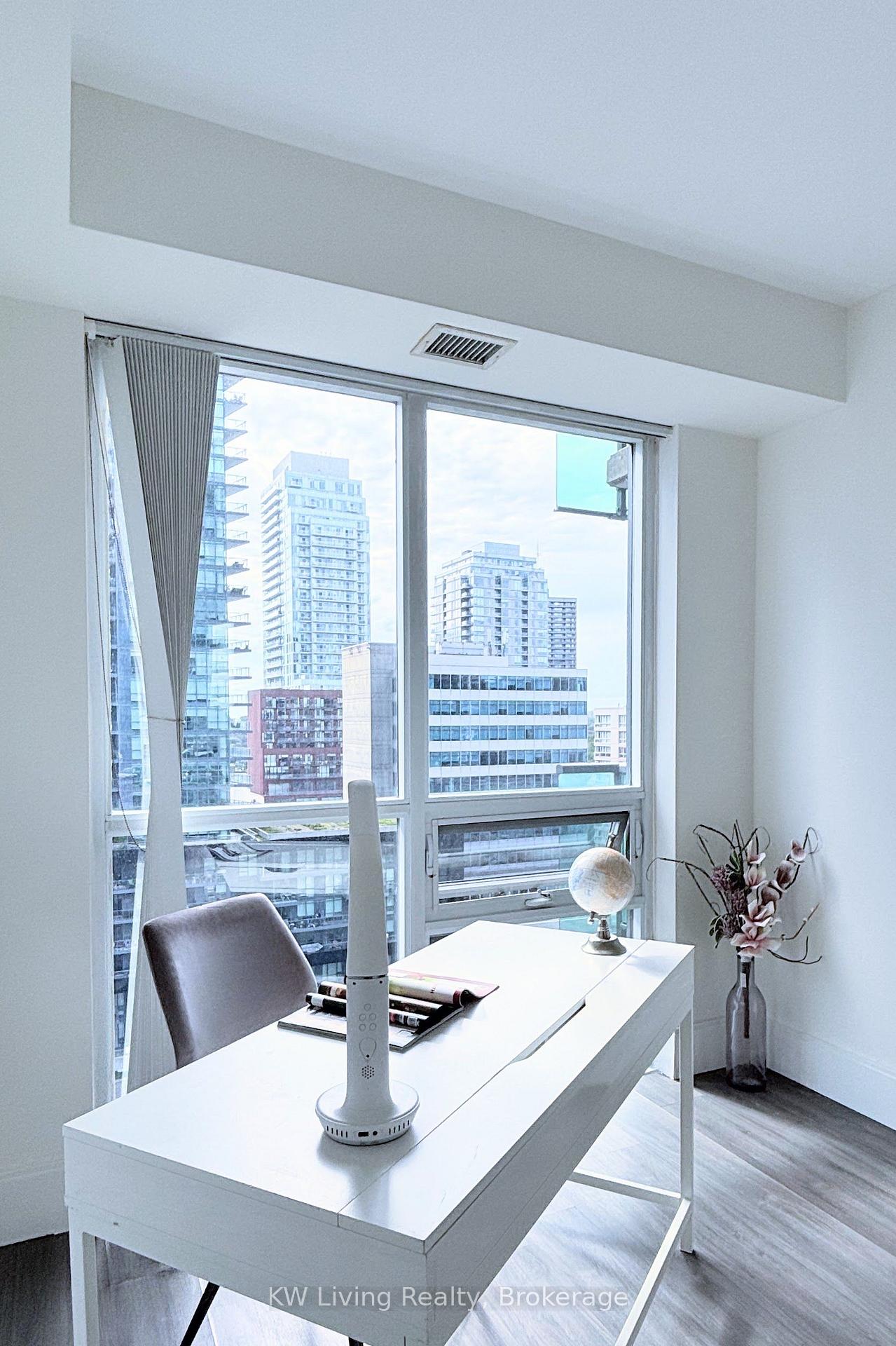 Photo 23 of Unit 1116, 70 Roehampton Avenue, Toronto, Mount Pleasant West — HOMEH