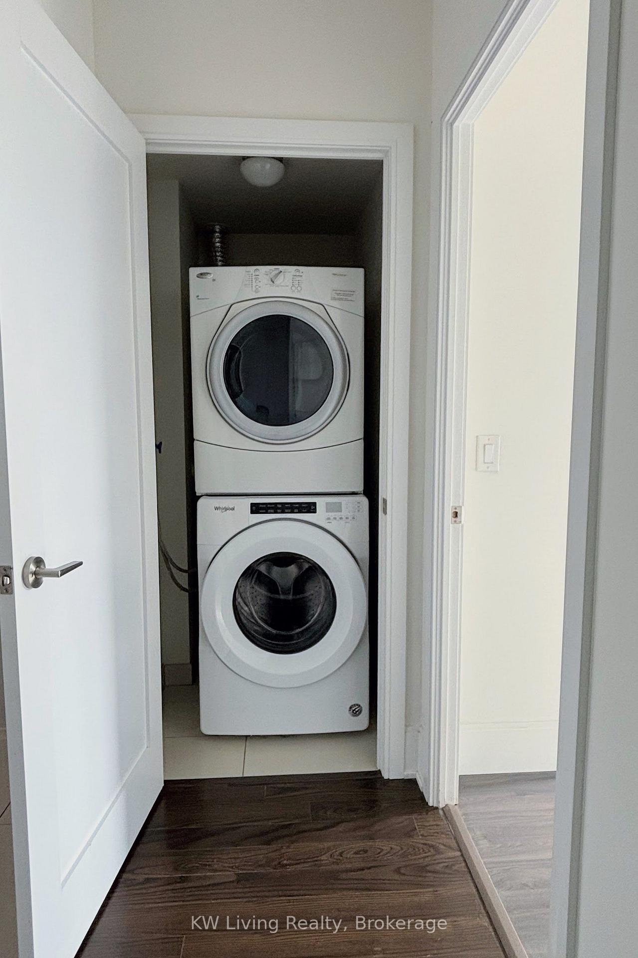 Photo 27 of Unit 1116, 70 Roehampton Avenue, Toronto, Mount Pleasant West — HOMEH