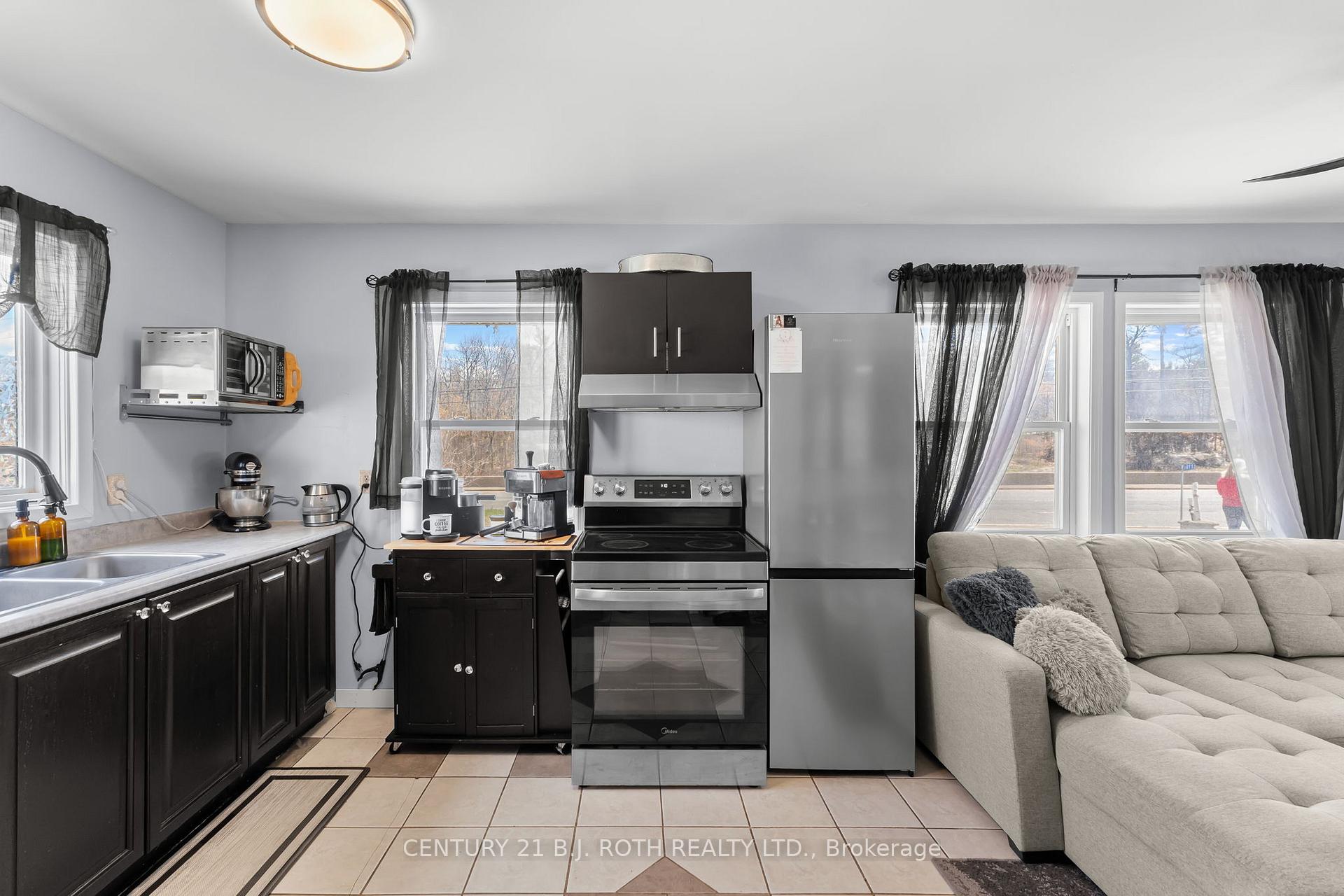 Photo 9 of 1411 11 Highway S, Gravenhurst, Morrison — HOMEH
