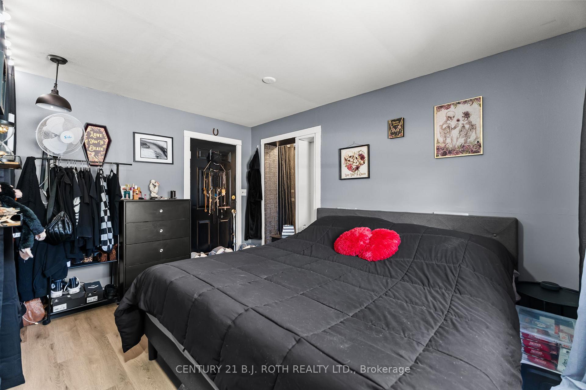 Photo 11 of 1411 11 Highway S, Gravenhurst, Morrison — HOMEH