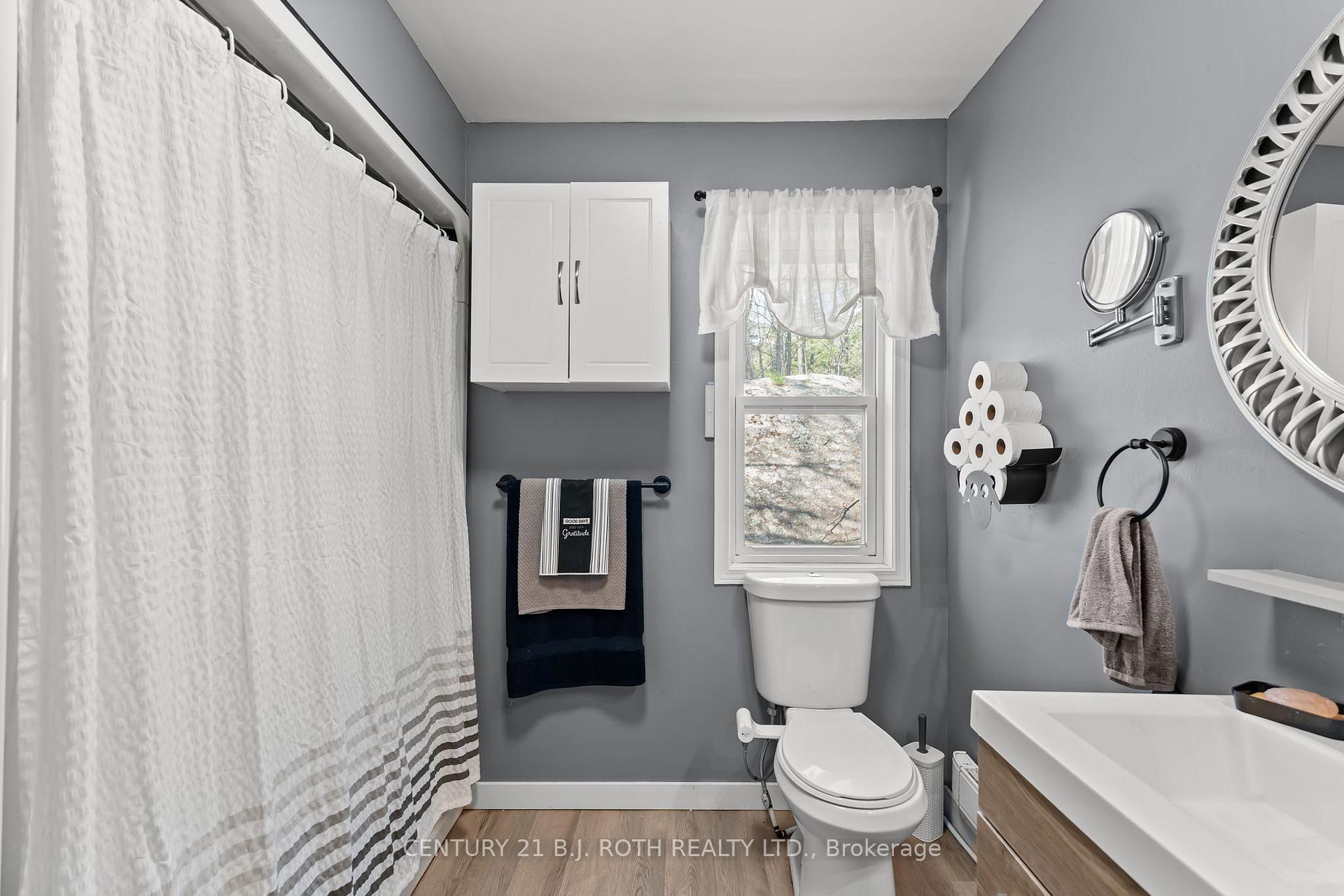 Photo 15 of 1411 11 Highway S, Gravenhurst, Morrison — HOMEH