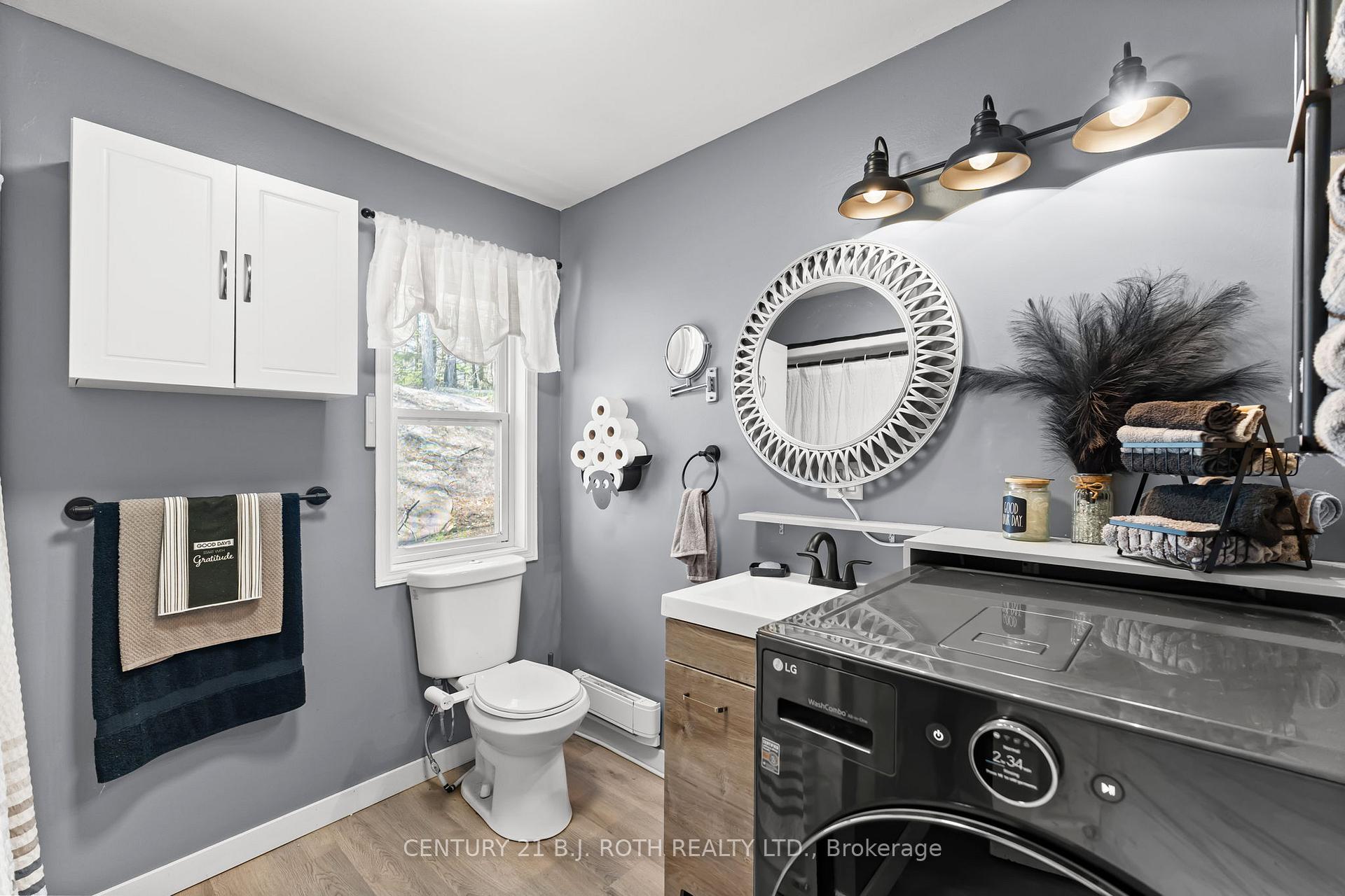 Photo 16 of 1411 11 Highway S, Gravenhurst, Morrison — HOMEH
