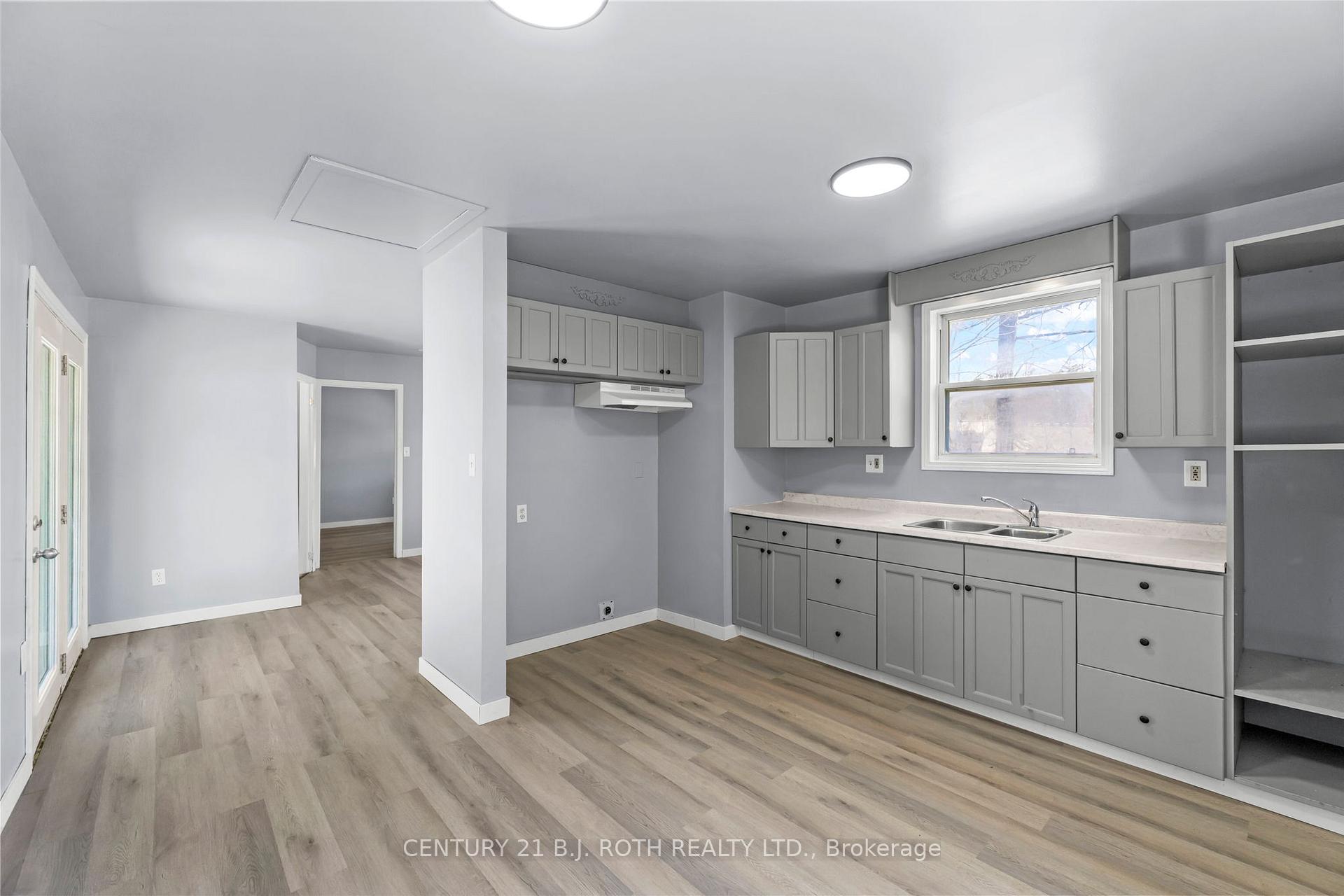 Photo 19 of 1411 11 Highway S, Gravenhurst, Morrison — HOMEH