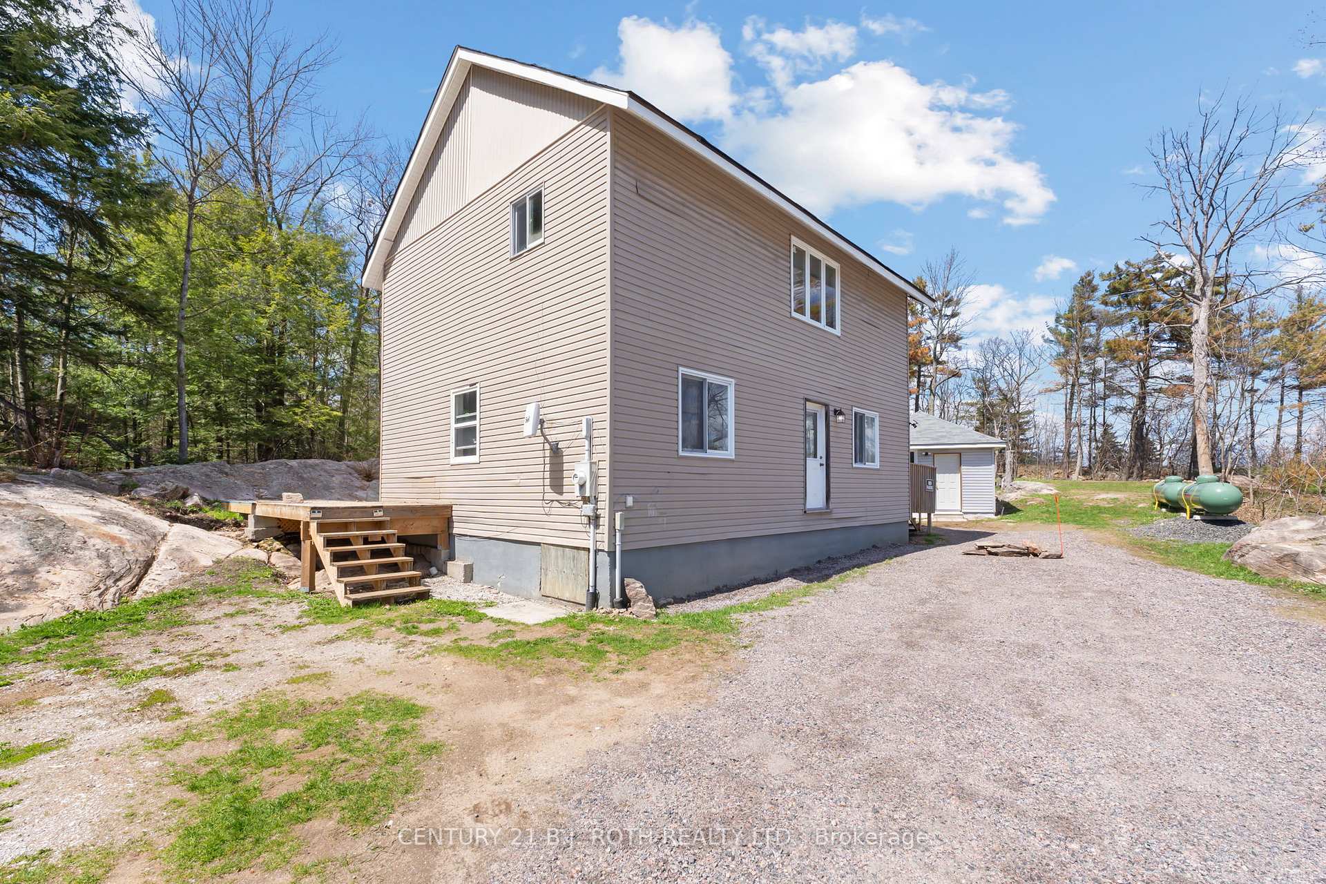 Photo 30 of 1411 11 Highway S, Gravenhurst, Morrison — HOMEH