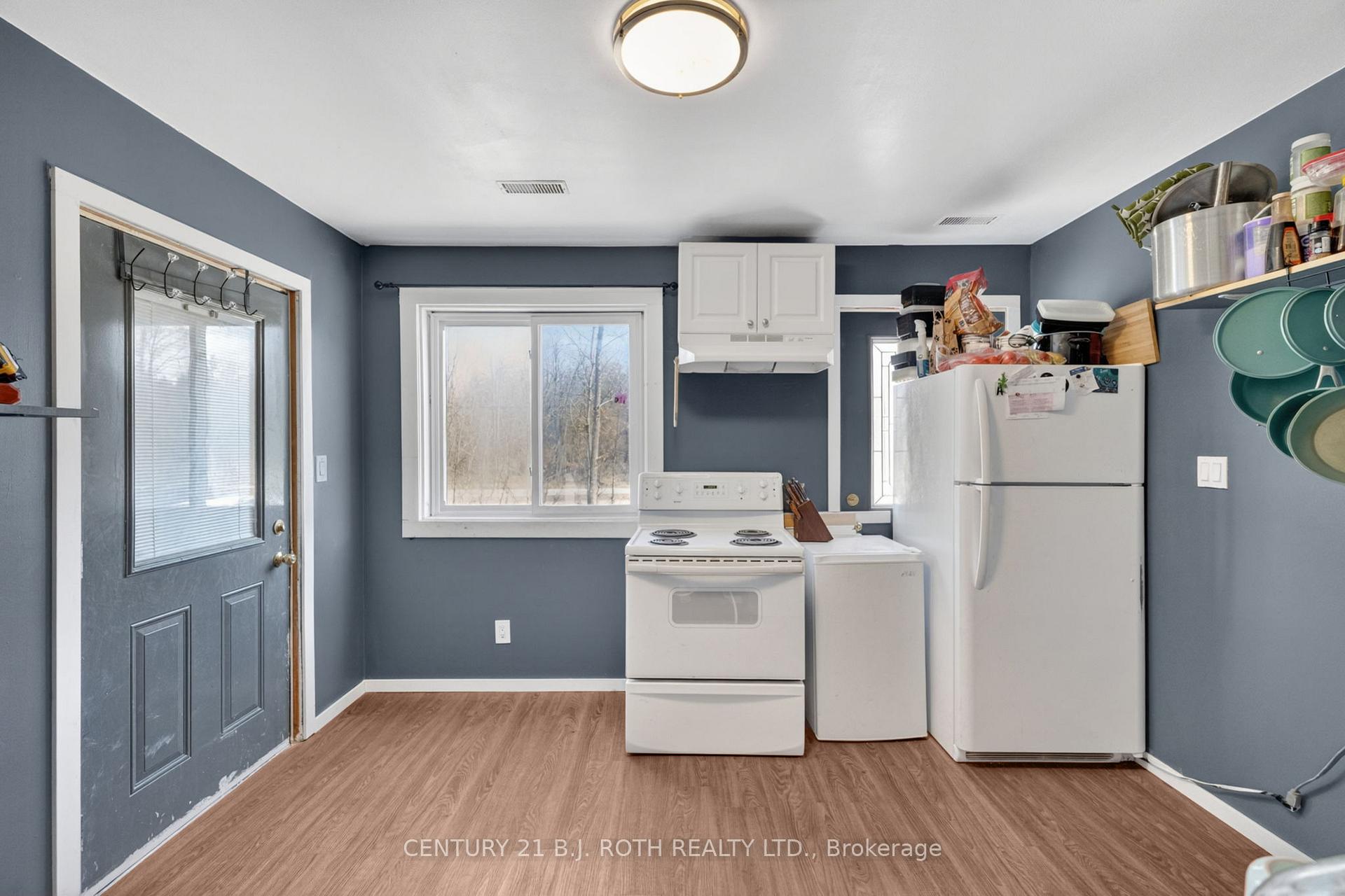 Photo 44 of 1411 11 Highway S, Gravenhurst, Morrison — HOMEH