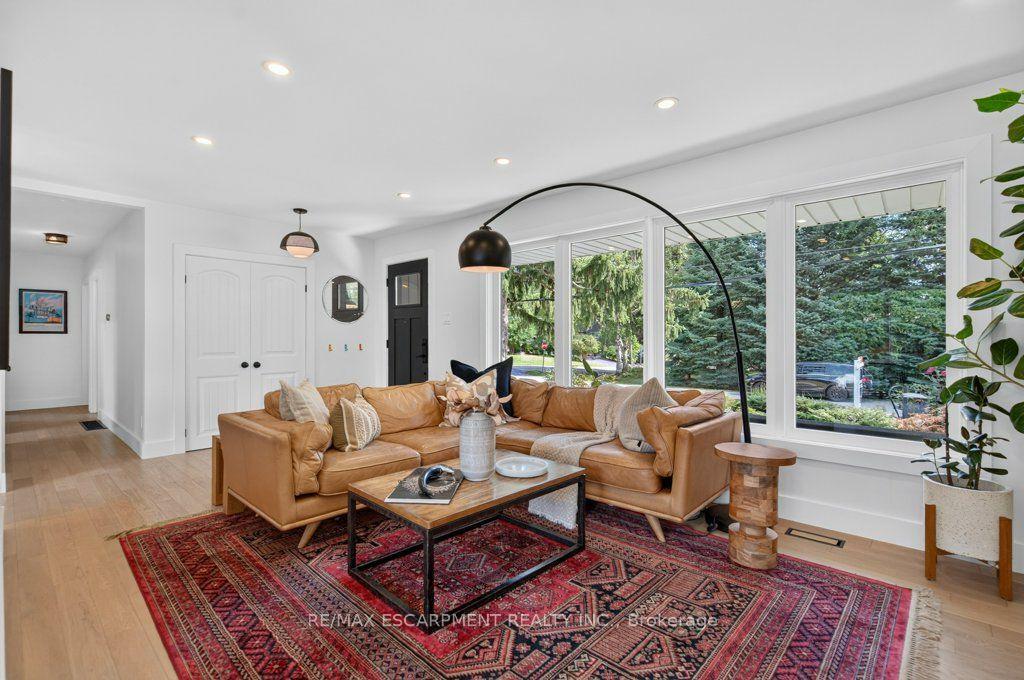 Photo 10 of 395 Lark Avenue, Burlington, LaSalle — HOMEH