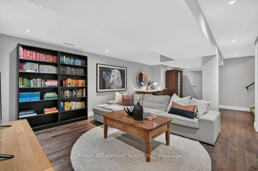 Photo 34 of 395 Lark Avenue, Burlington, LaSalle — HOMEH