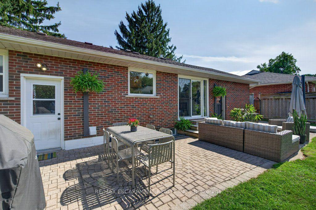 Photo 41 of 395 Lark Avenue, Burlington, LaSalle — HOMEH