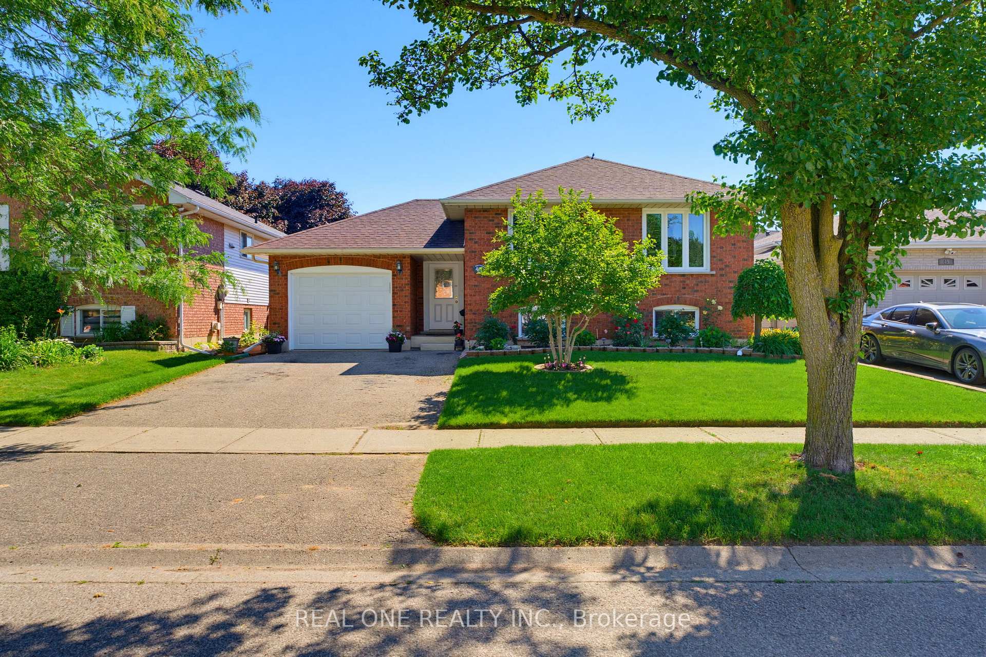 Photo 1 of 47 Trillium Way, Brantford, Fairview - Brantford — HOMEH