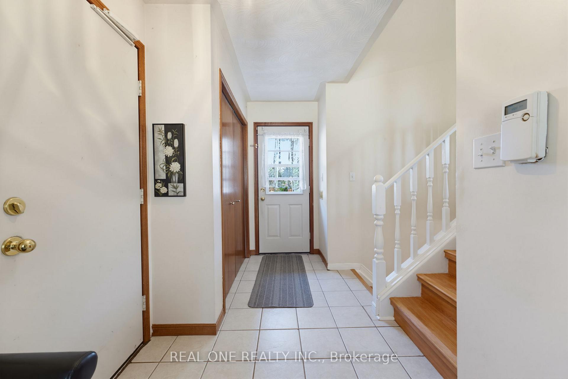 Photo 6 of 47 Trillium Way, Brantford, Fairview - Brantford — HOMEH
