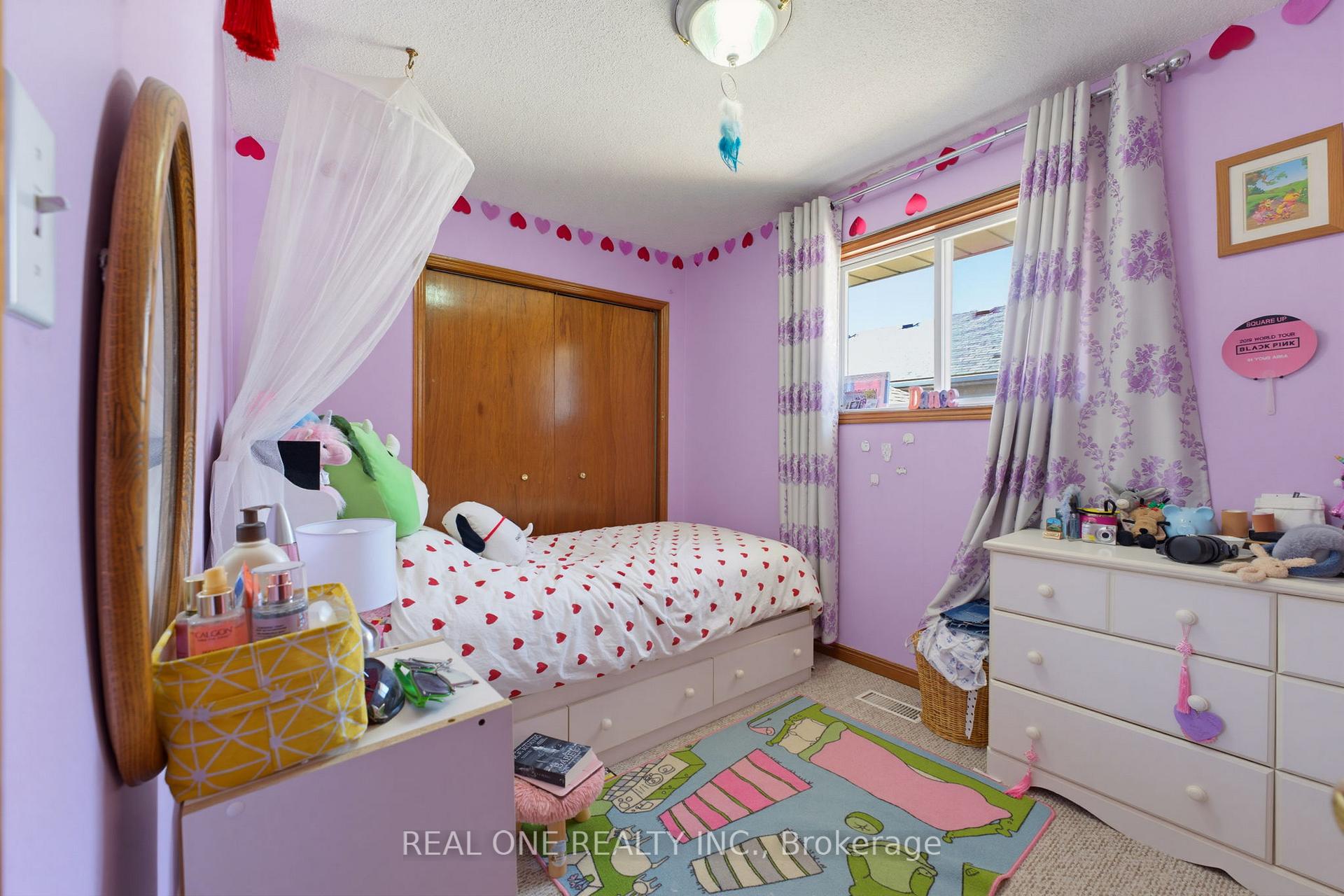 Photo 17 of 47 Trillium Way, Brantford, Fairview - Brantford — HOMEH