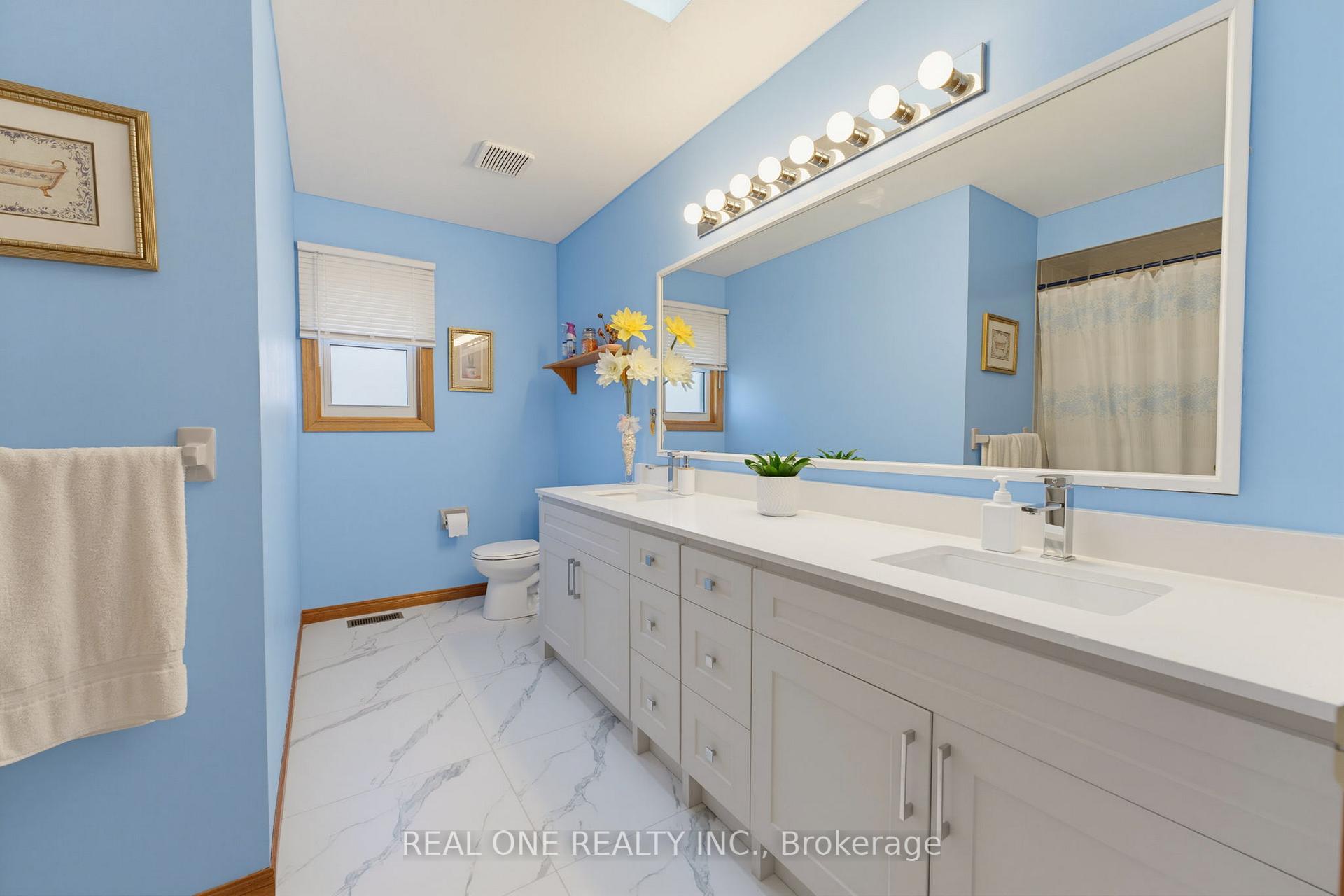 Photo 18 of 47 Trillium Way, Brantford, Fairview - Brantford — HOMEH