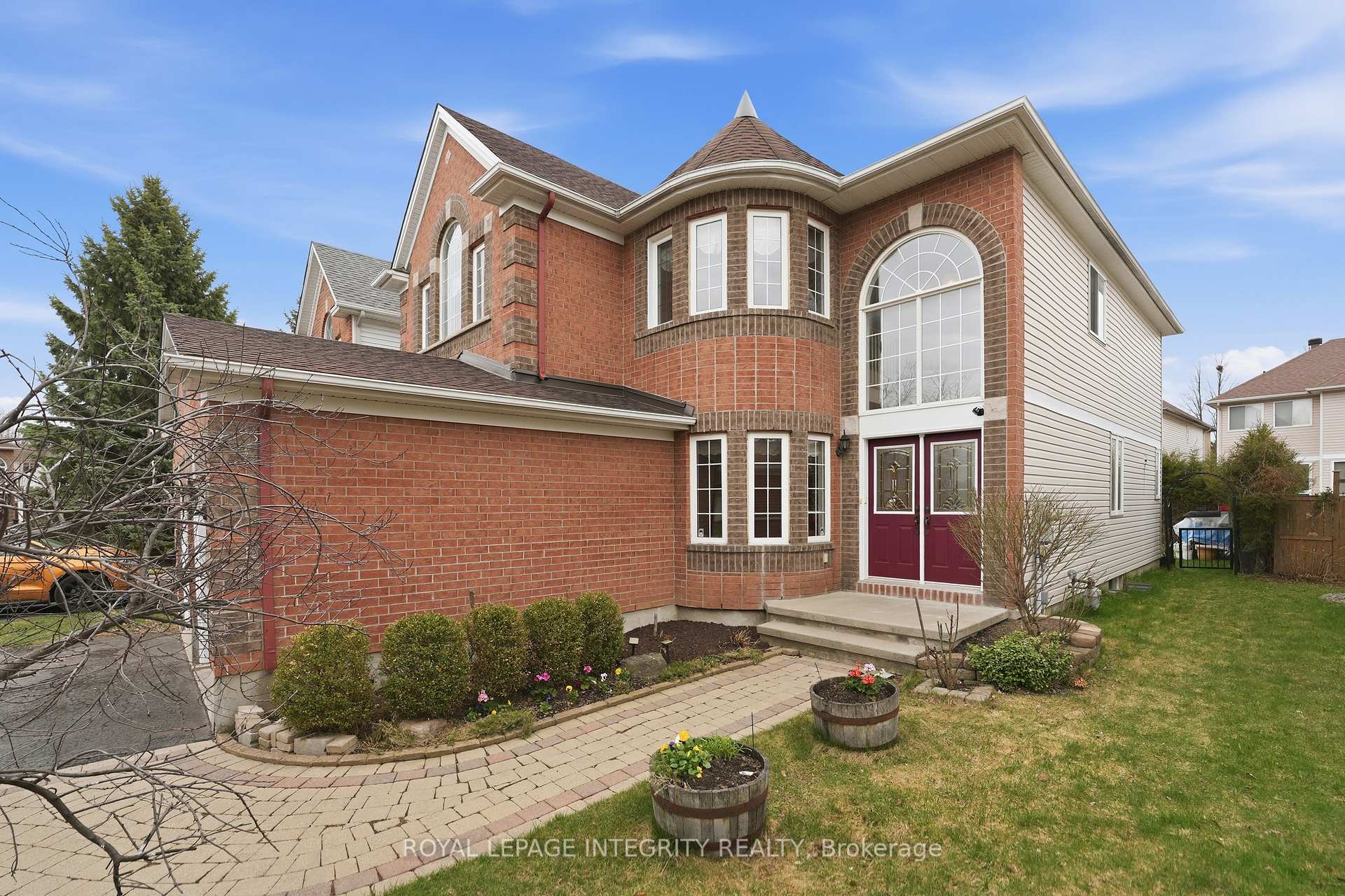 Photo 2 of 46 Catterick Crescent, Ottawa, Kanata - Morgan's Grant/South March — HOMEH
