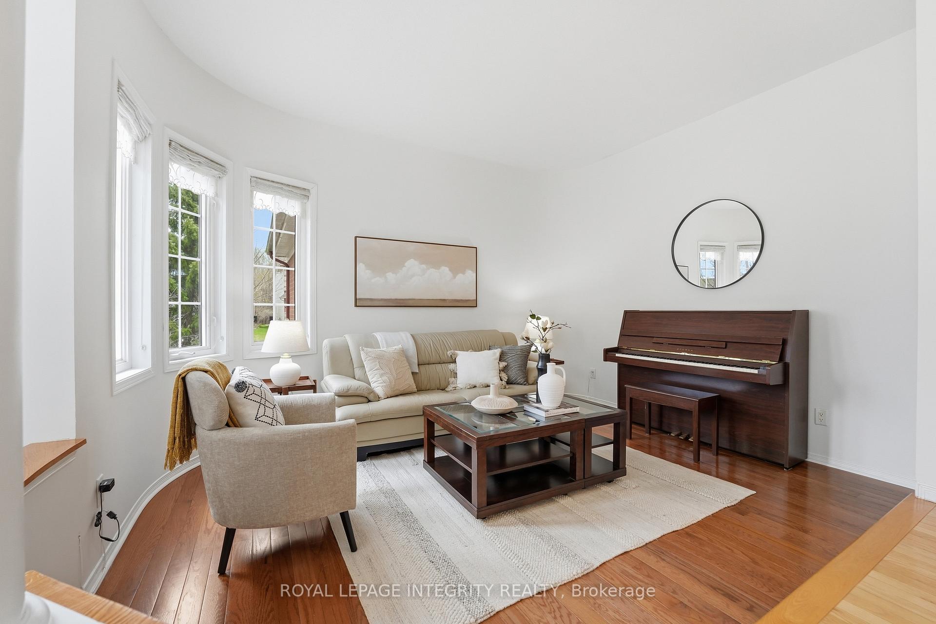 Photo 8 of 46 Catterick Crescent, Ottawa, Kanata - Morgan's Grant/South March — HOMEH