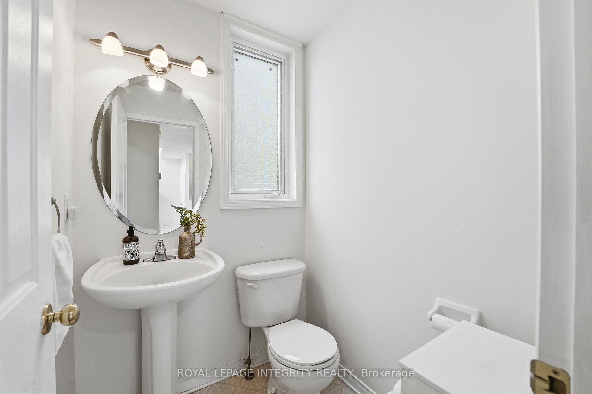 Photo 26 of 46 Catterick Crescent, Ottawa, Kanata - Morgan's Grant/South March — HOMEH