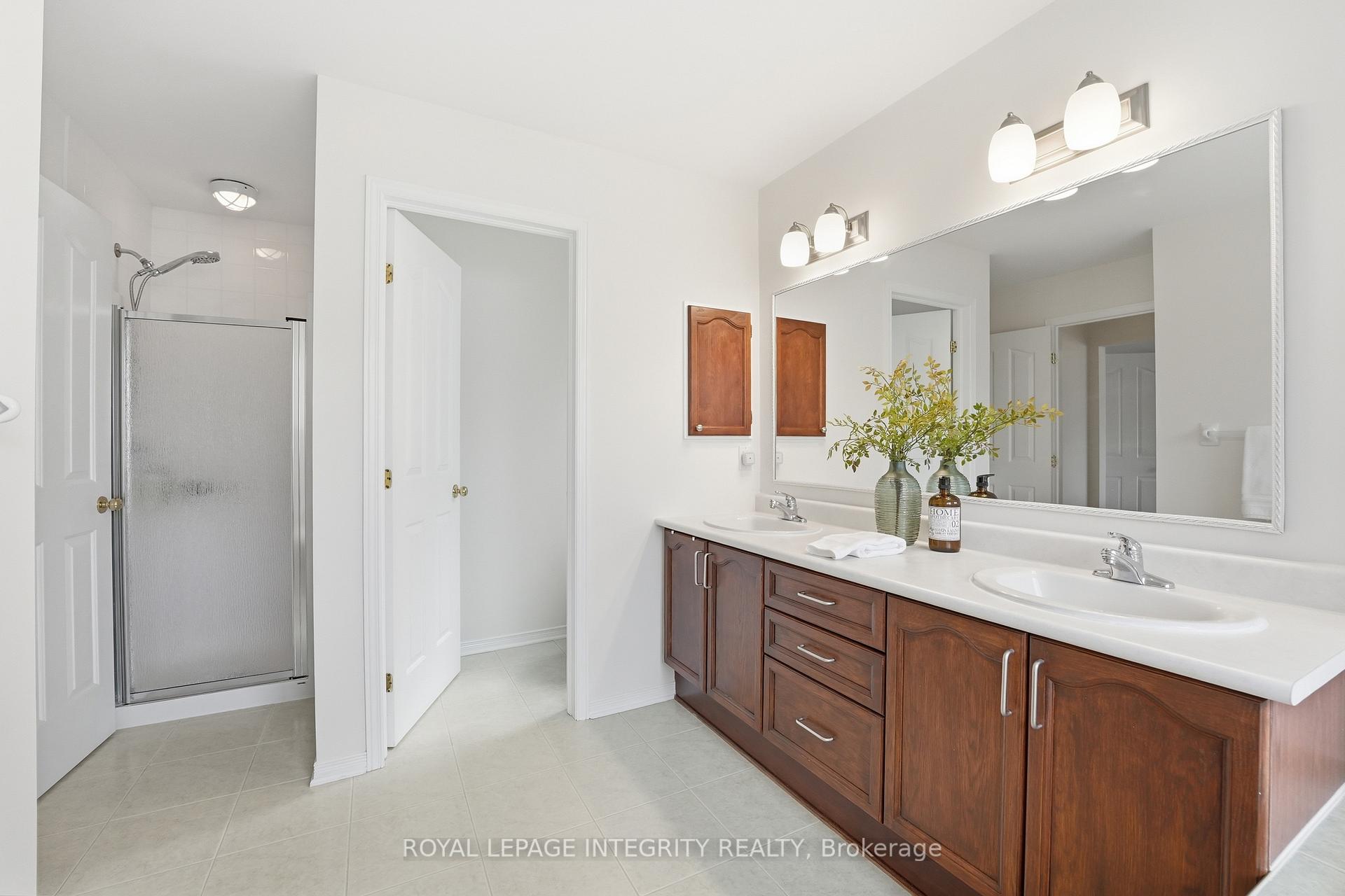 Photo 34 of 46 Catterick Crescent, Ottawa, Kanata - Morgan's Grant/South March — HOMEH