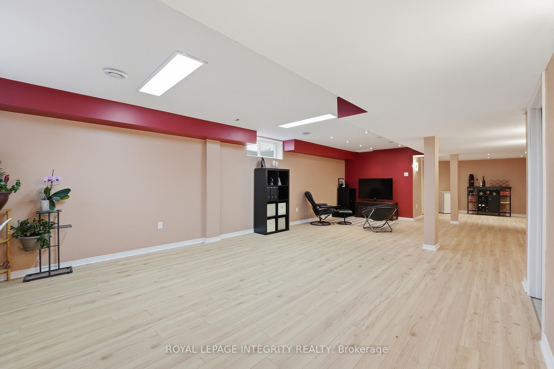 Photo 44 of 46 Catterick Crescent, Ottawa, Kanata - Morgan's Grant/South March — HOMEH
