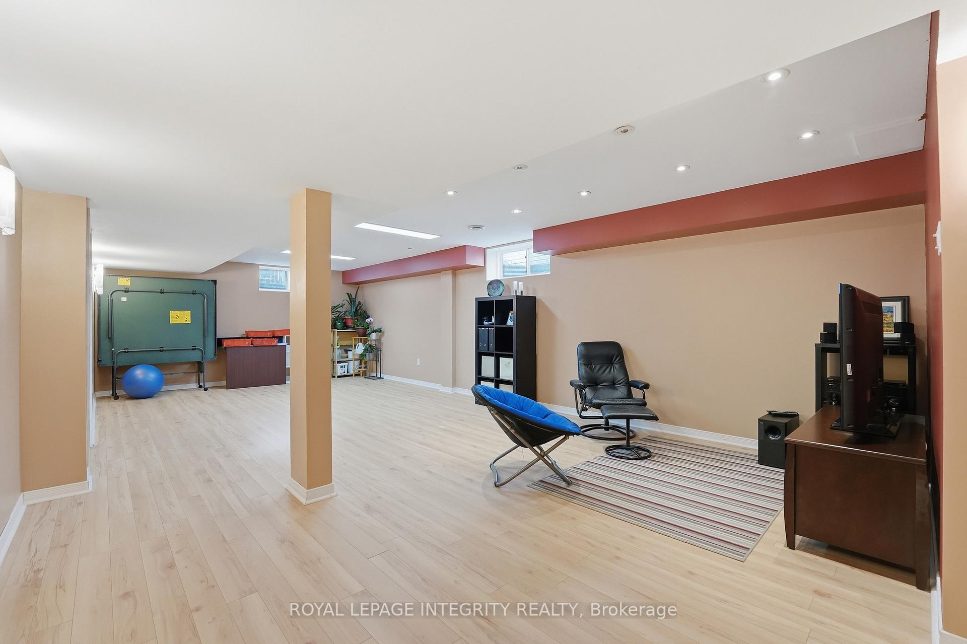 Photo 46 of 46 Catterick Crescent, Ottawa, Kanata - Morgan's Grant/South March — HOMEH