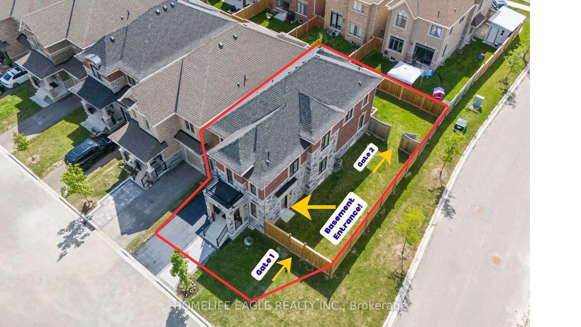Photo 3 of 20 Viola Street, East Gwillimbury, Sharon — HOMEH
