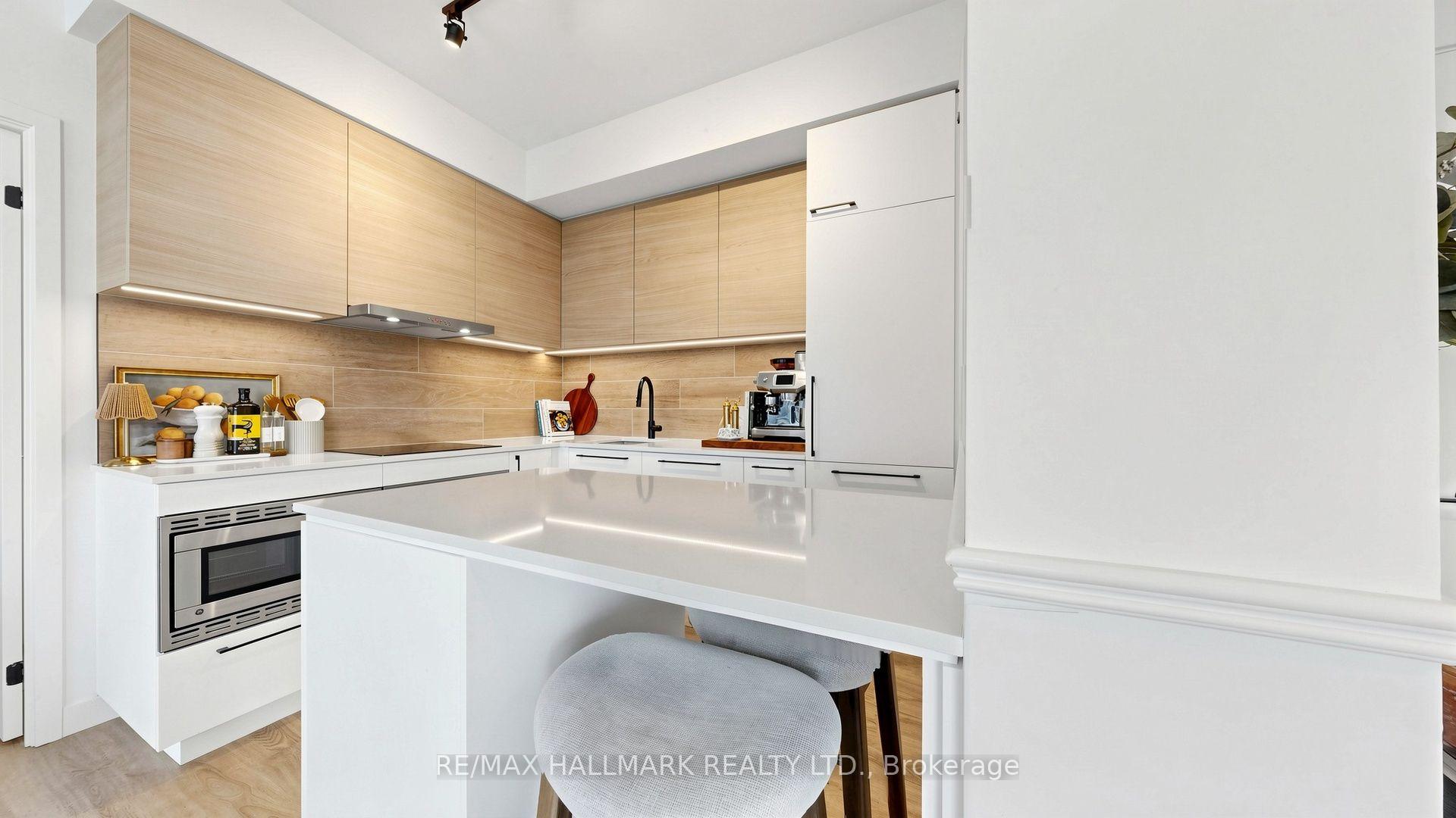 Photo 13 of Unit 823, 1050 Eastern Avenue, Toronto, The Beaches — HOMEH