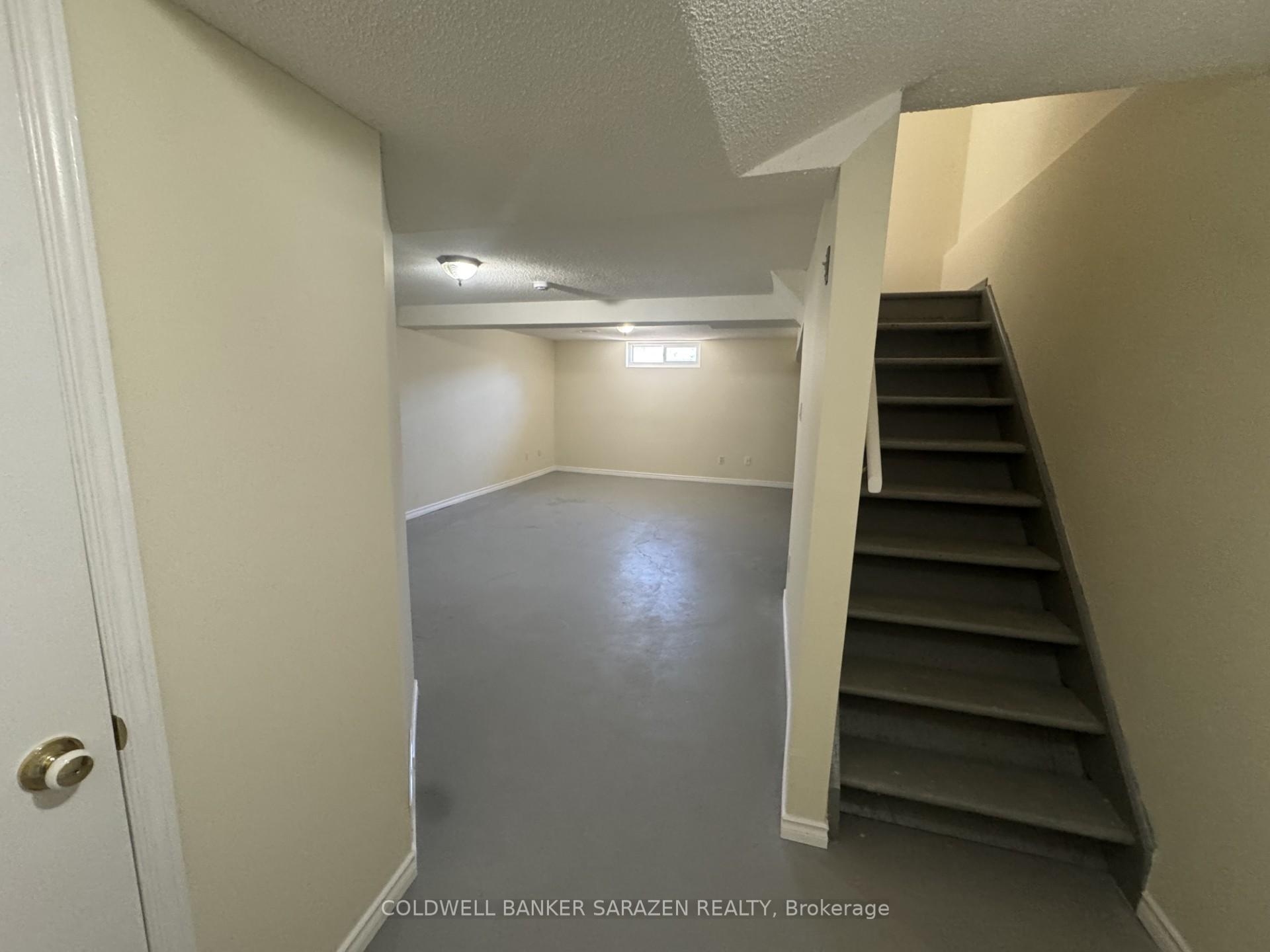 Photo 14 of 38 Paddington Private, Ottawa, Heron Gate/Industrial Park — HOMEH