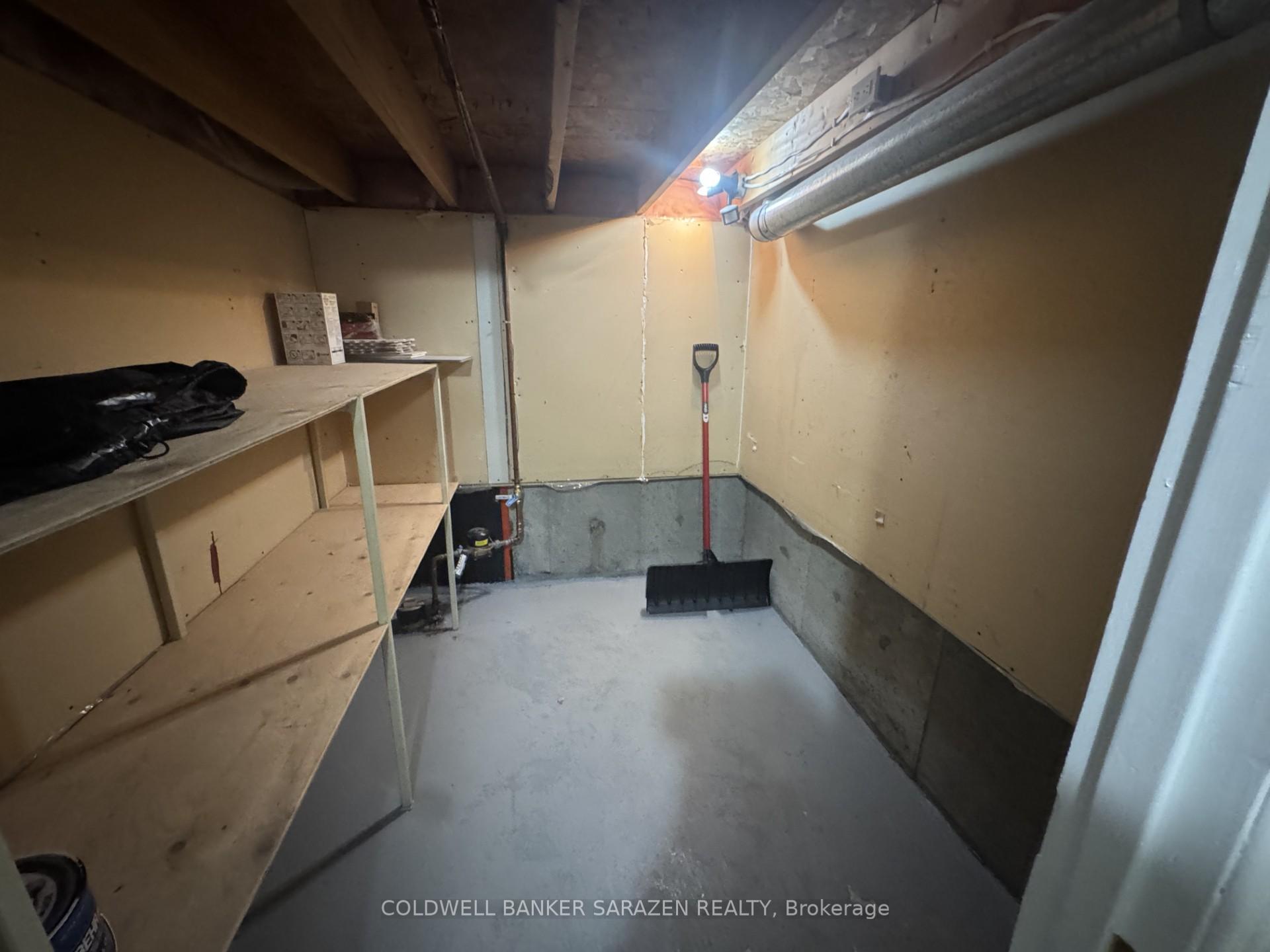 Photo 18 of 38 Paddington Private, Ottawa, Heron Gate/Industrial Park — HOMEH